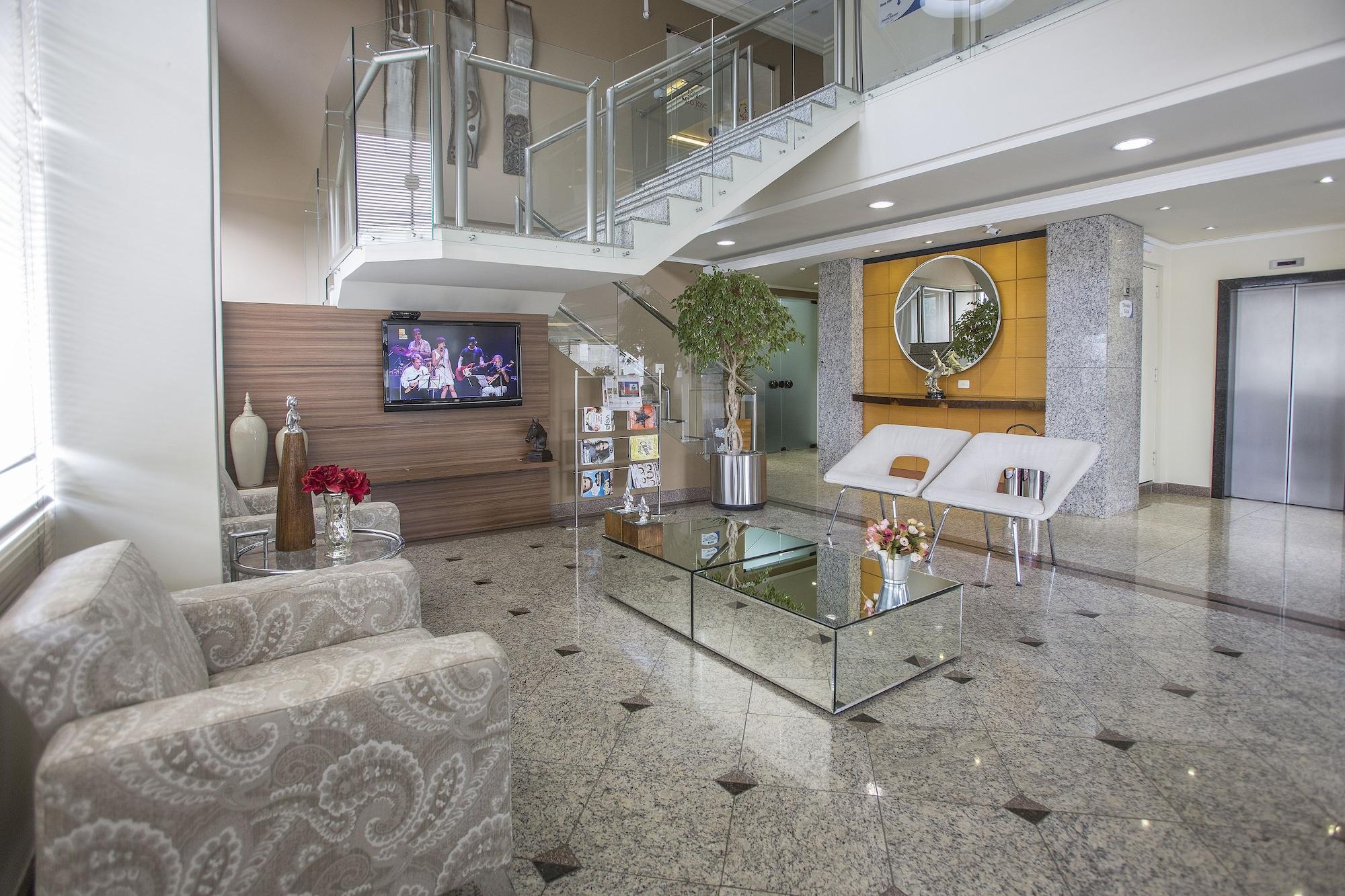Vista Lobby Astron Suítes São José dos Pinhais by Nobile