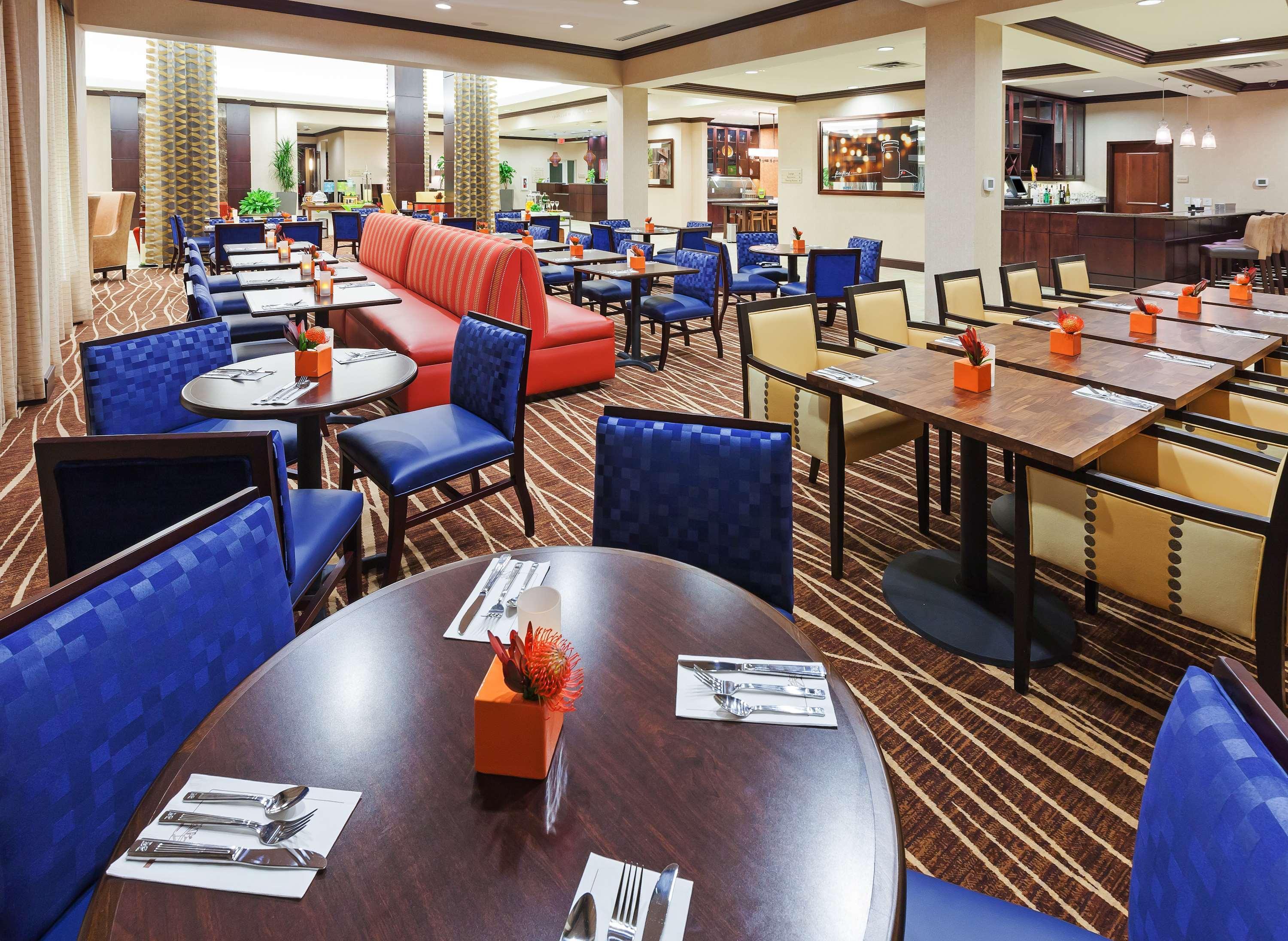 Restaurant Hilton Garden Inn Midland