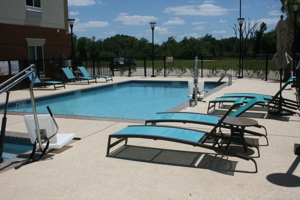 Vista Piscina Candlewood Suites College Station At University