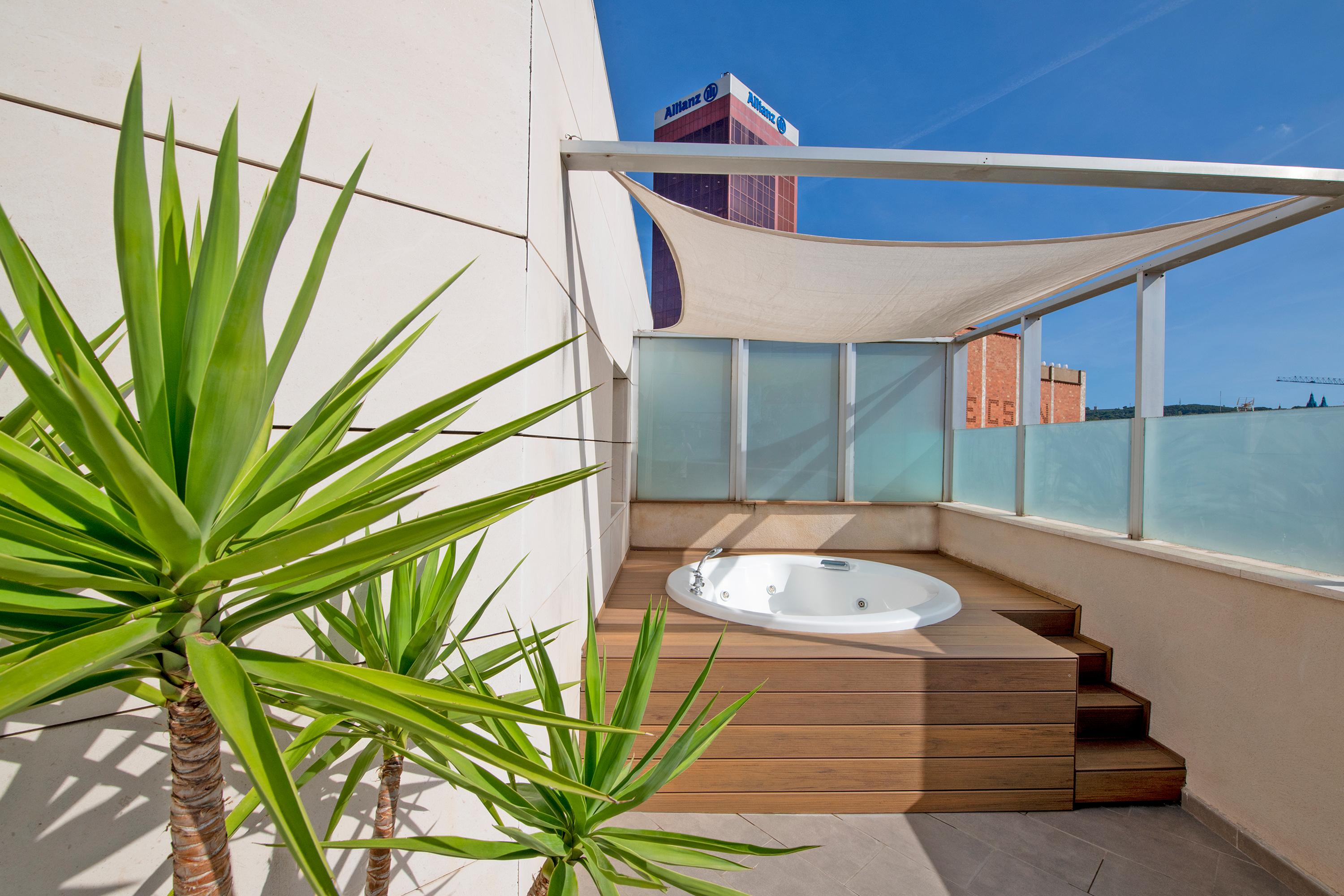 Equipamiento de Habitación Pestana Arena Barcelona