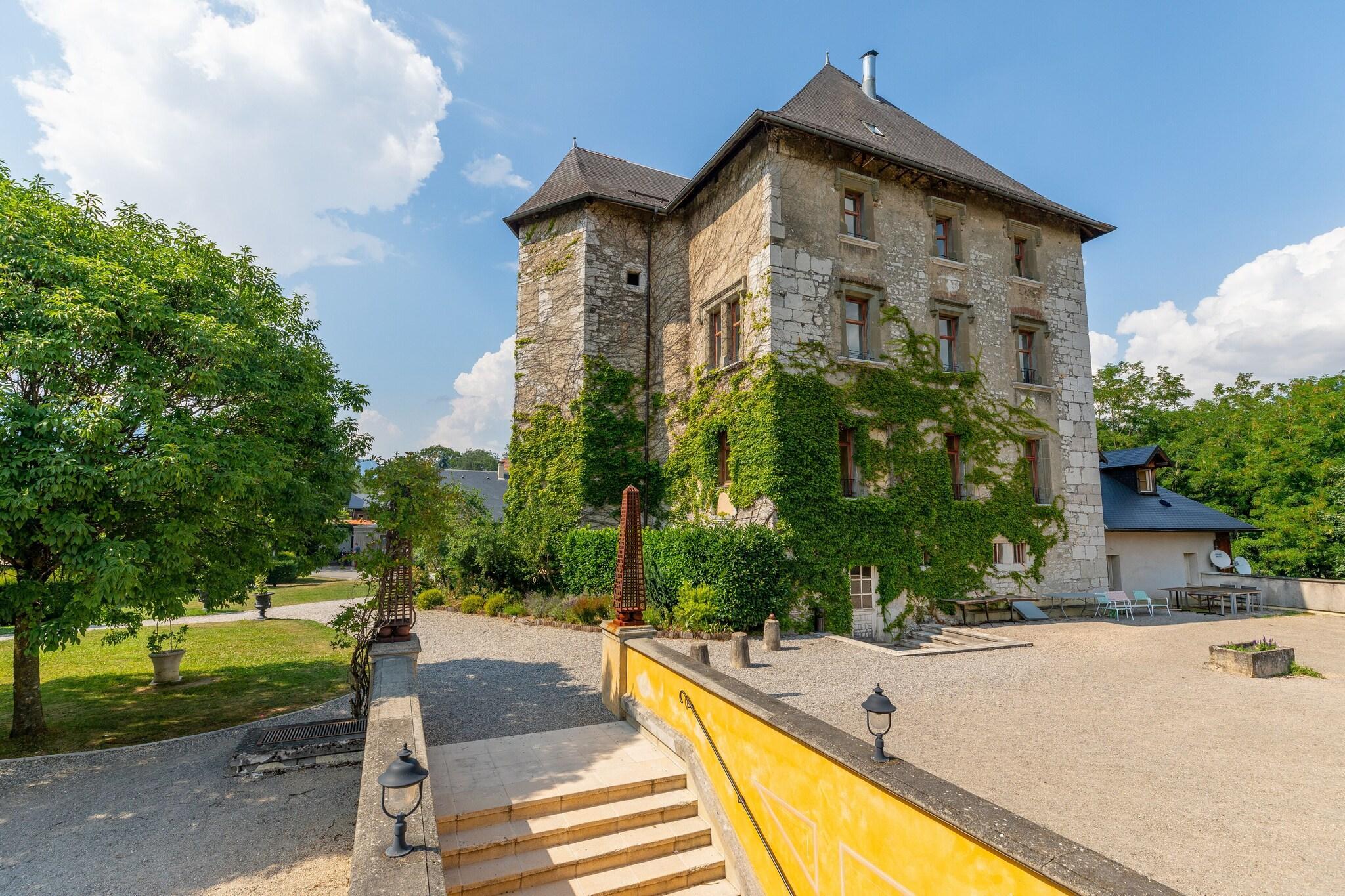Vista Exterior Chateau de Candie