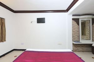 Alojamiento - OYO 8736 Hotel Pratham International