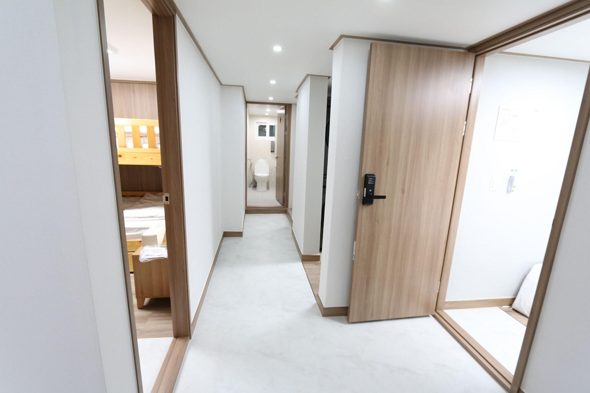 Varios L3 Guesthouse