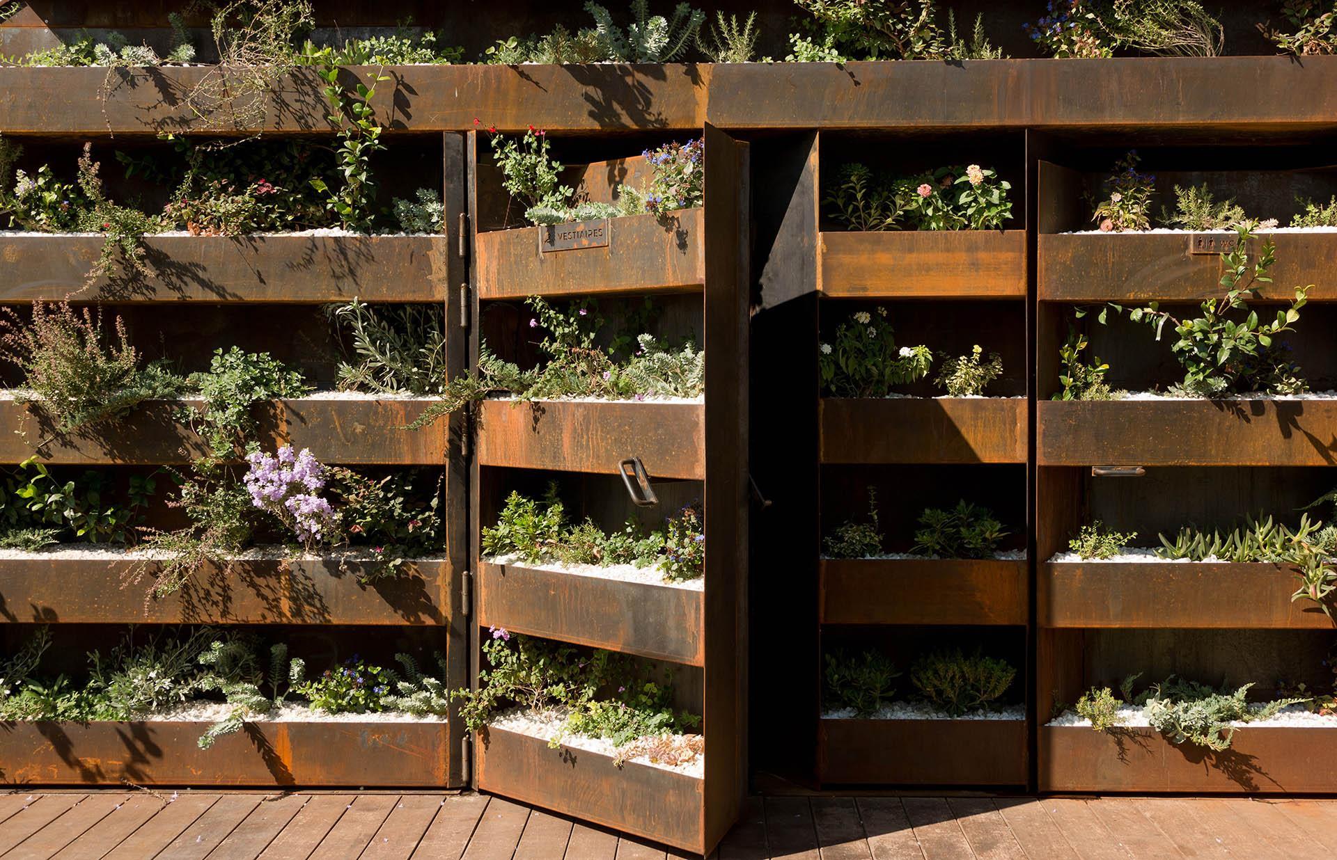 Vista Piscina La Villa Miramar