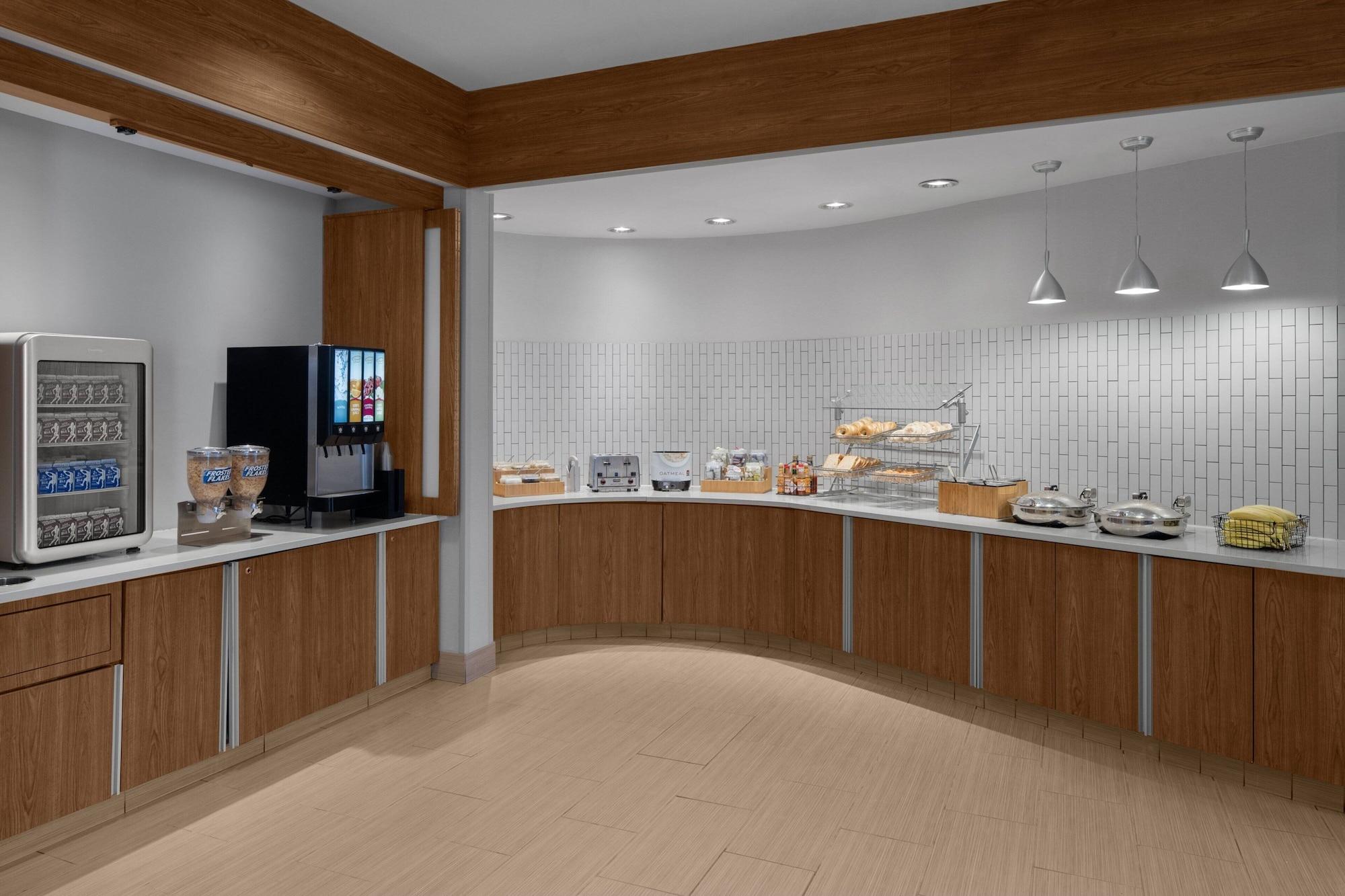 Restaurant SpringHill Suites by Marriott Houston Intercontinental Arprt