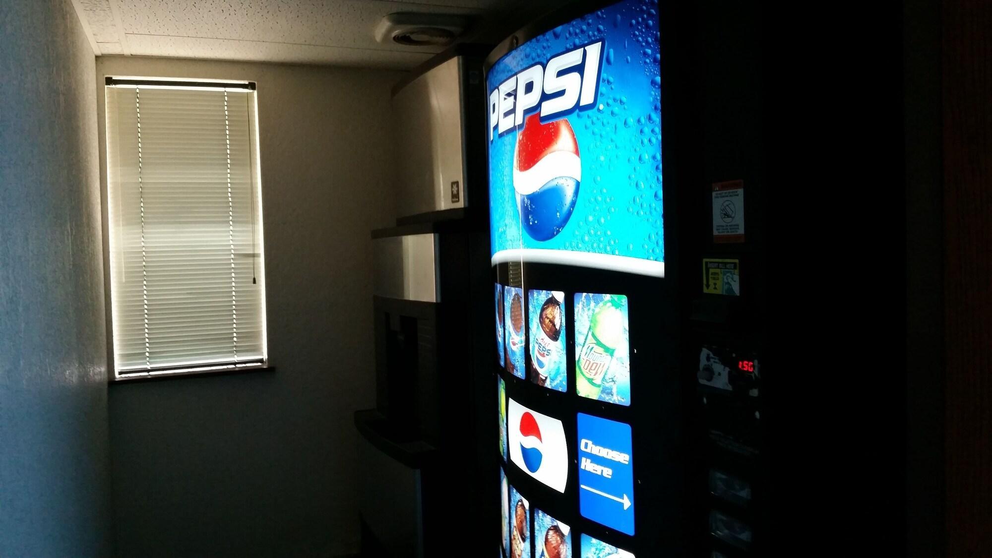 Centro de Negocios Corning Inn