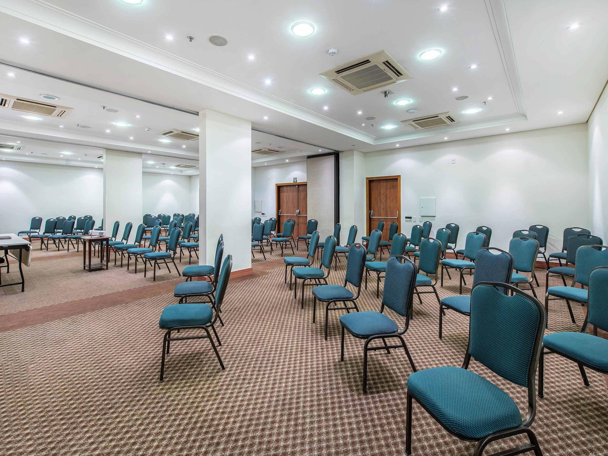 Salón de Baile Hotel Cassino Tower Campinas Cambui By Nacional Inn