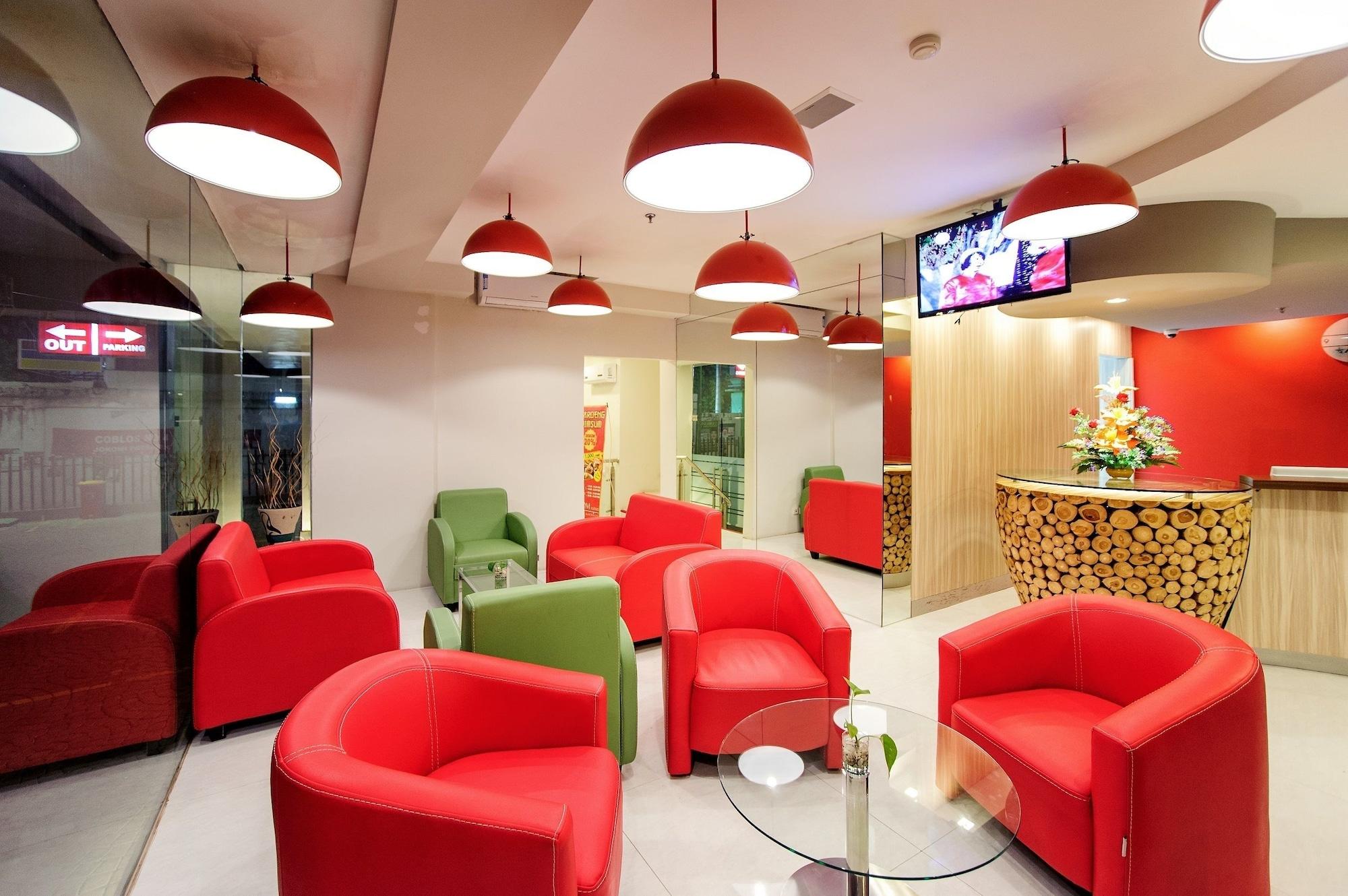 Vista Lobby @HOM Hotel Kudus by Horison Group