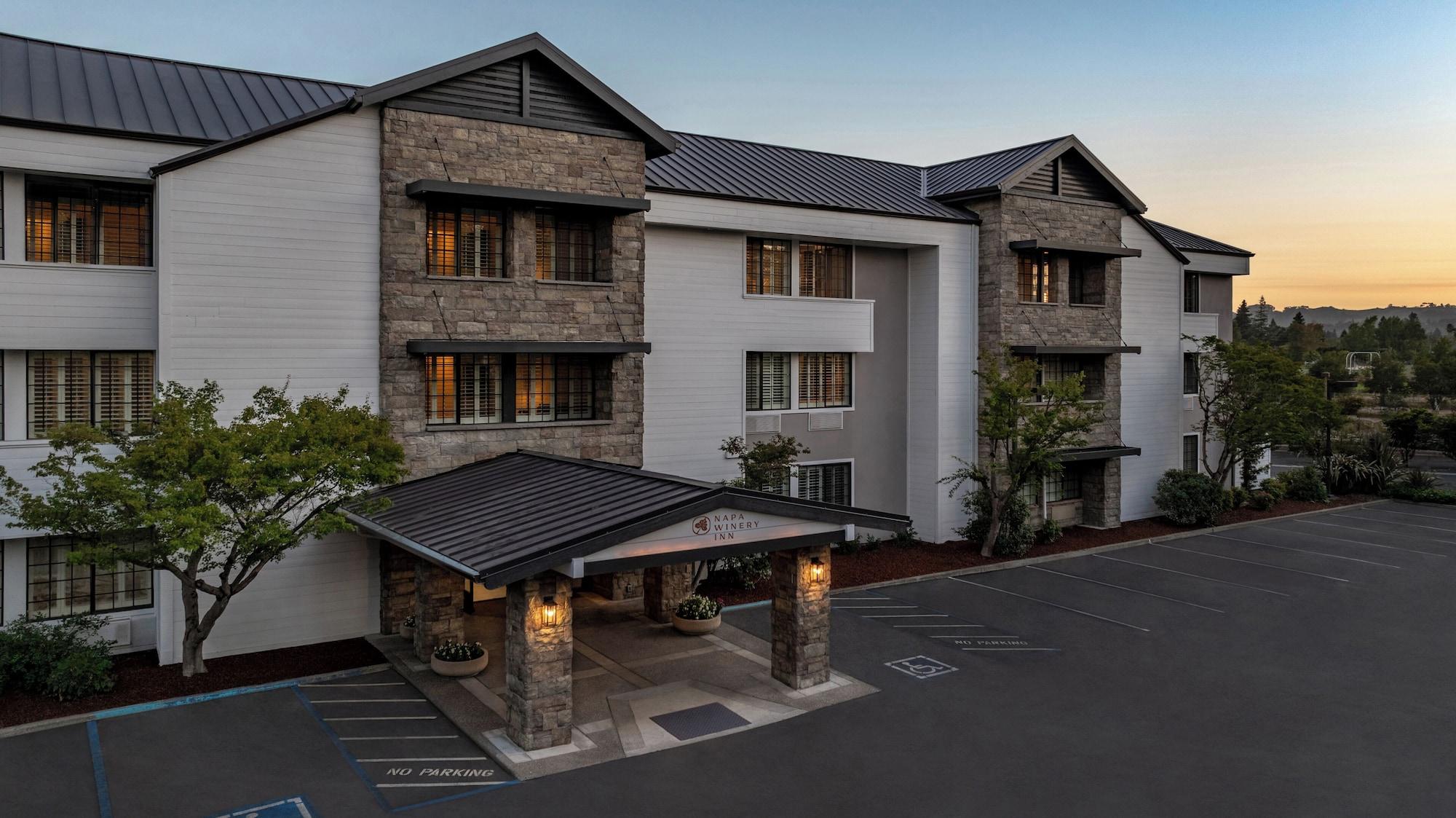 Vista Exterior Napa Winery Inn