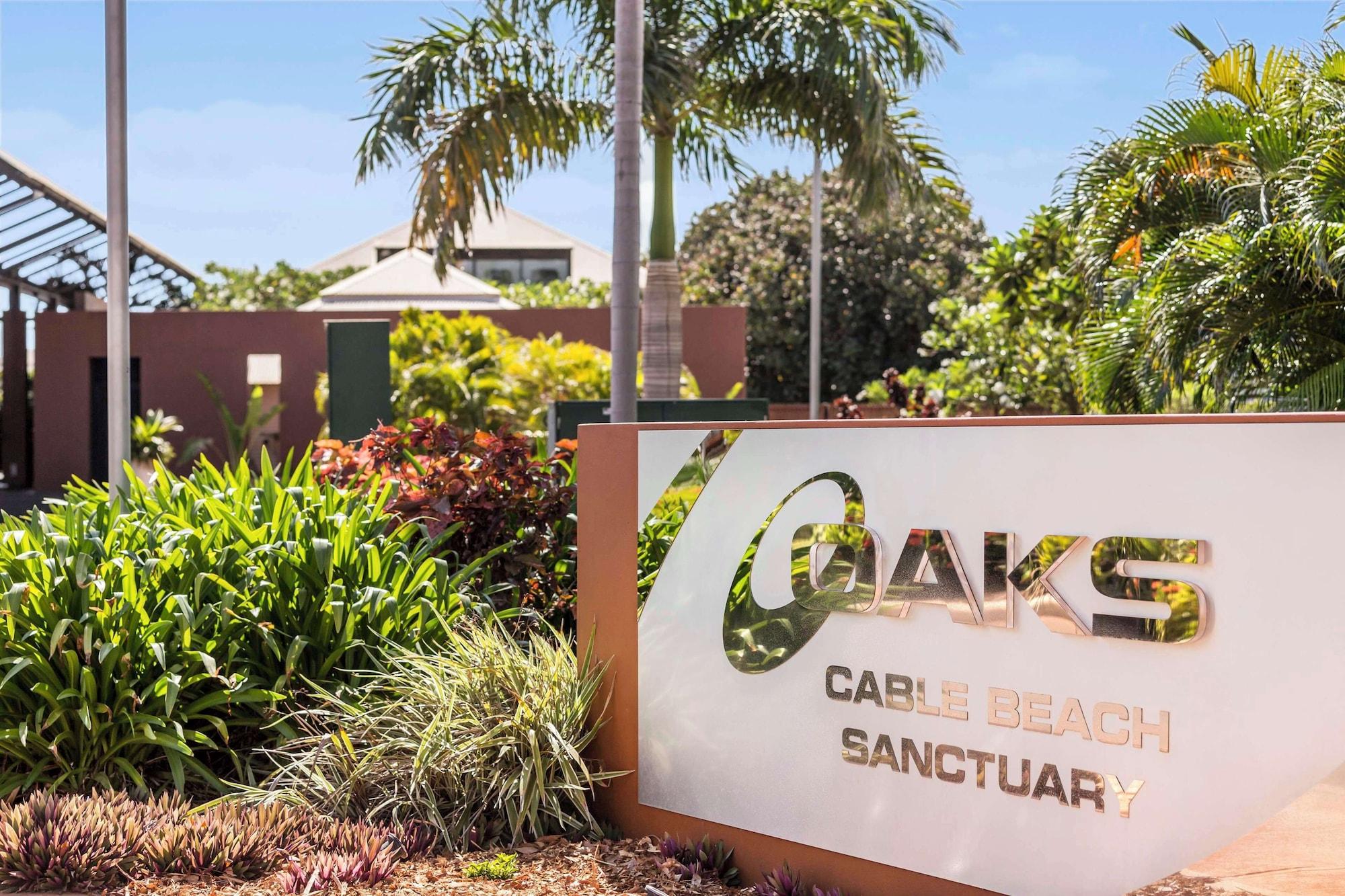Vista Exterior Oaks Cable Beach Resort