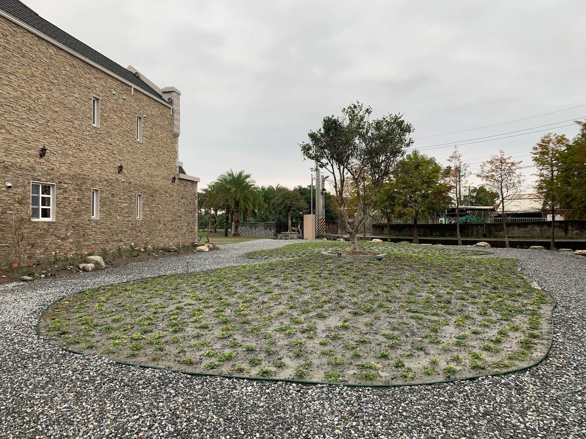 Vista Exterior Serrado Manor