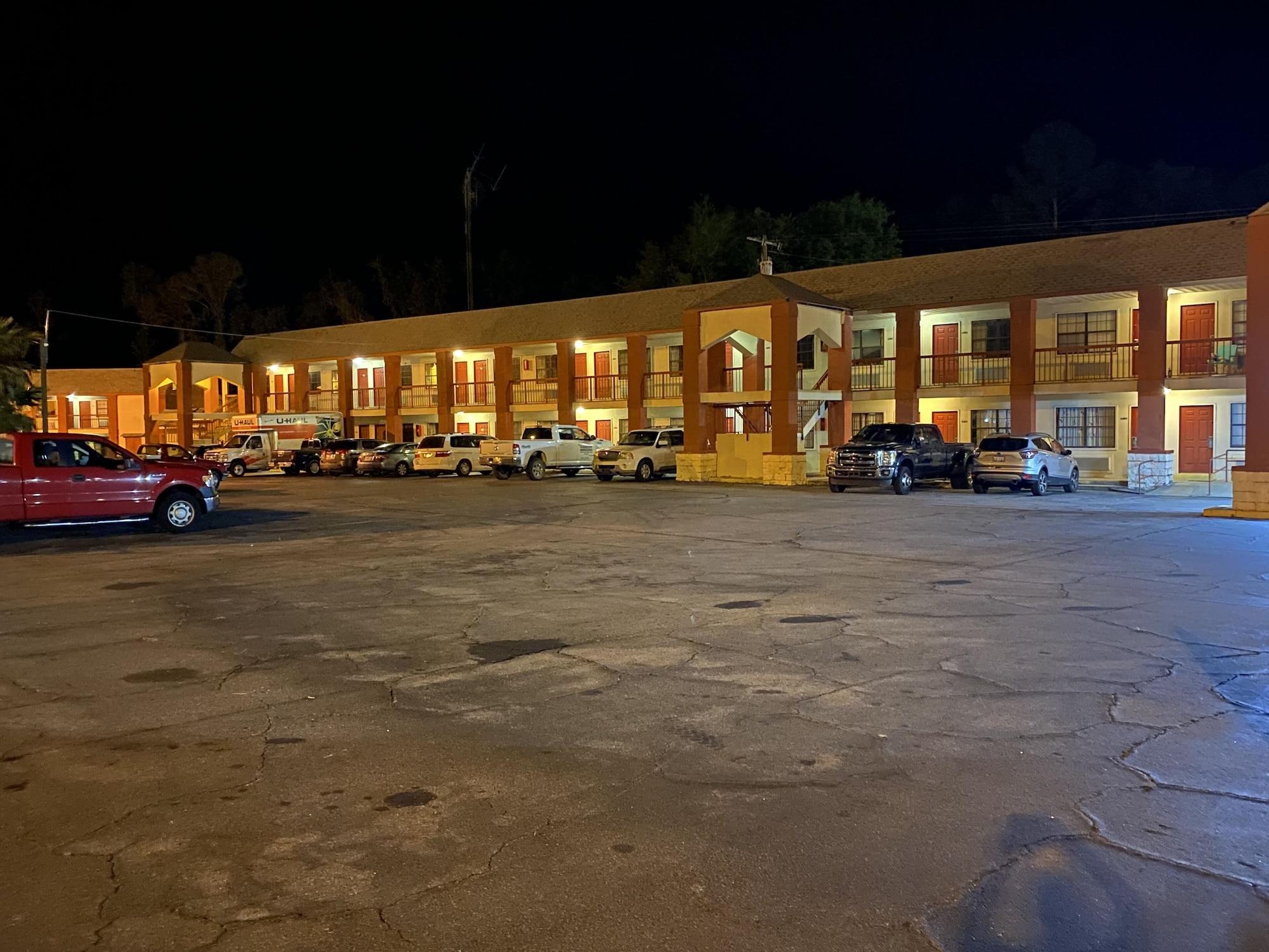 Vista Exterior Budget Inn of Jasper