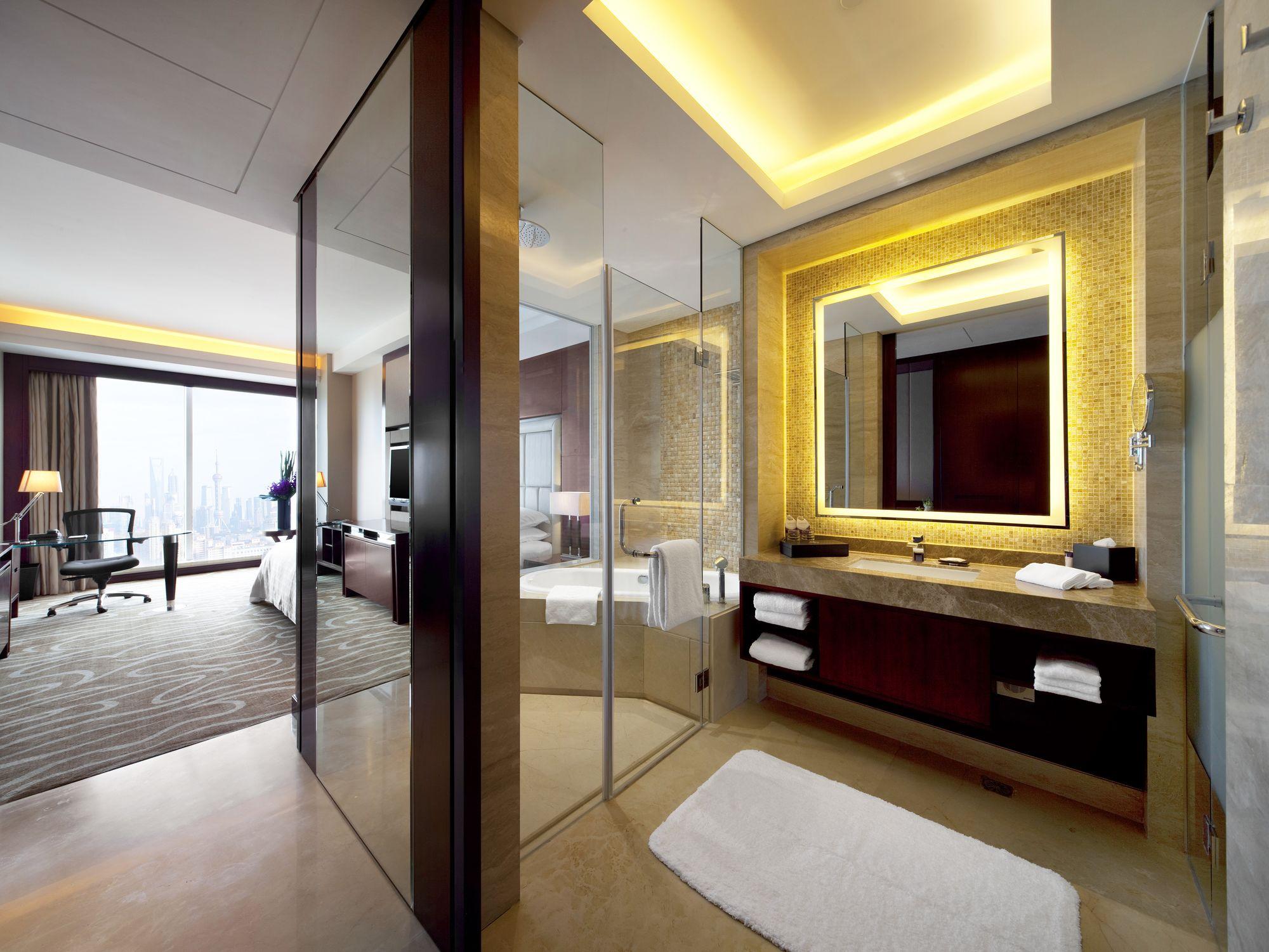 Equipamiento de Habitación Sheraton Shanghai Hongkou Hotel
