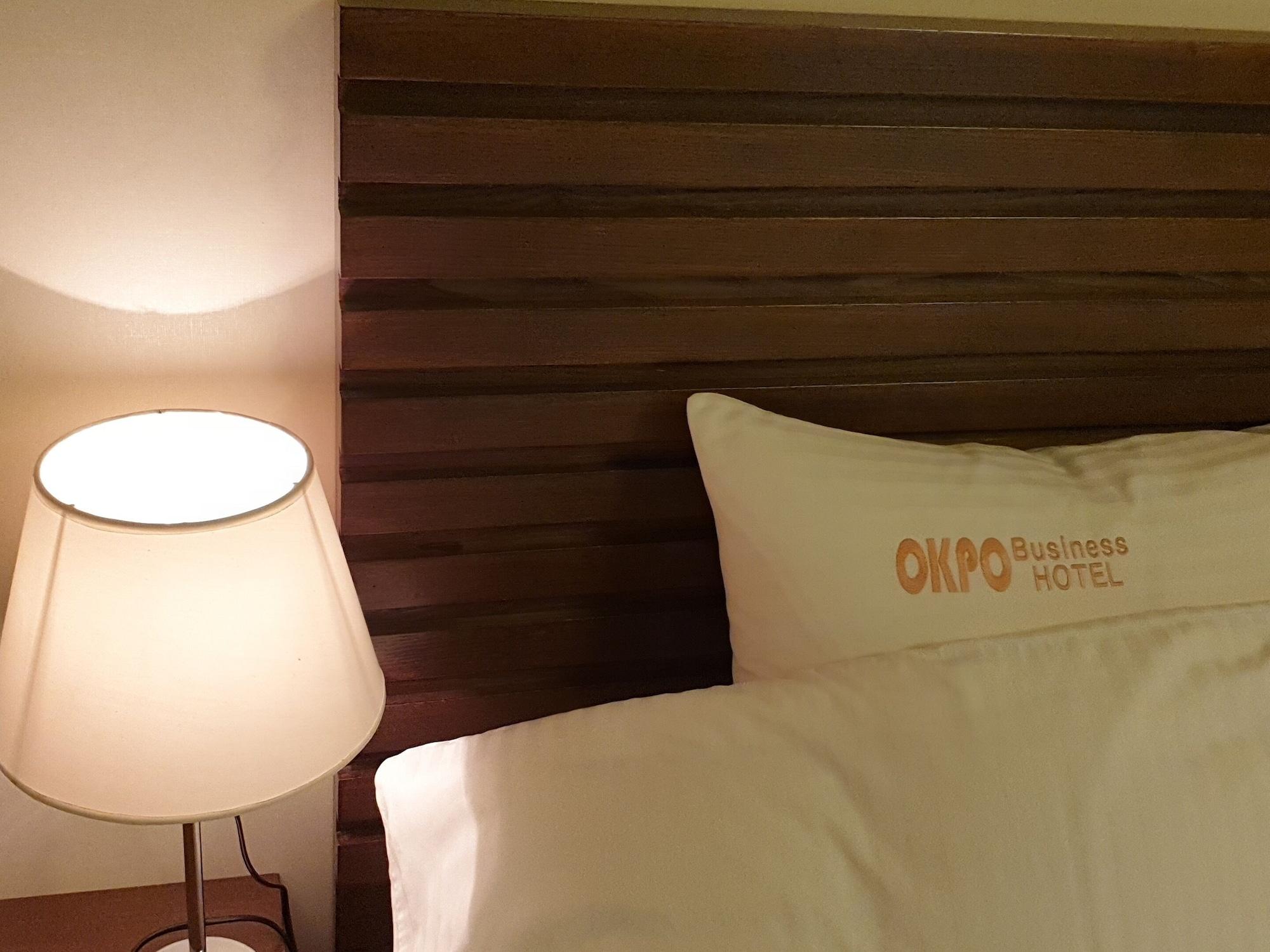 Varios Okpo Business Hotel