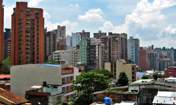 Comuna 12 Cabecera del llano