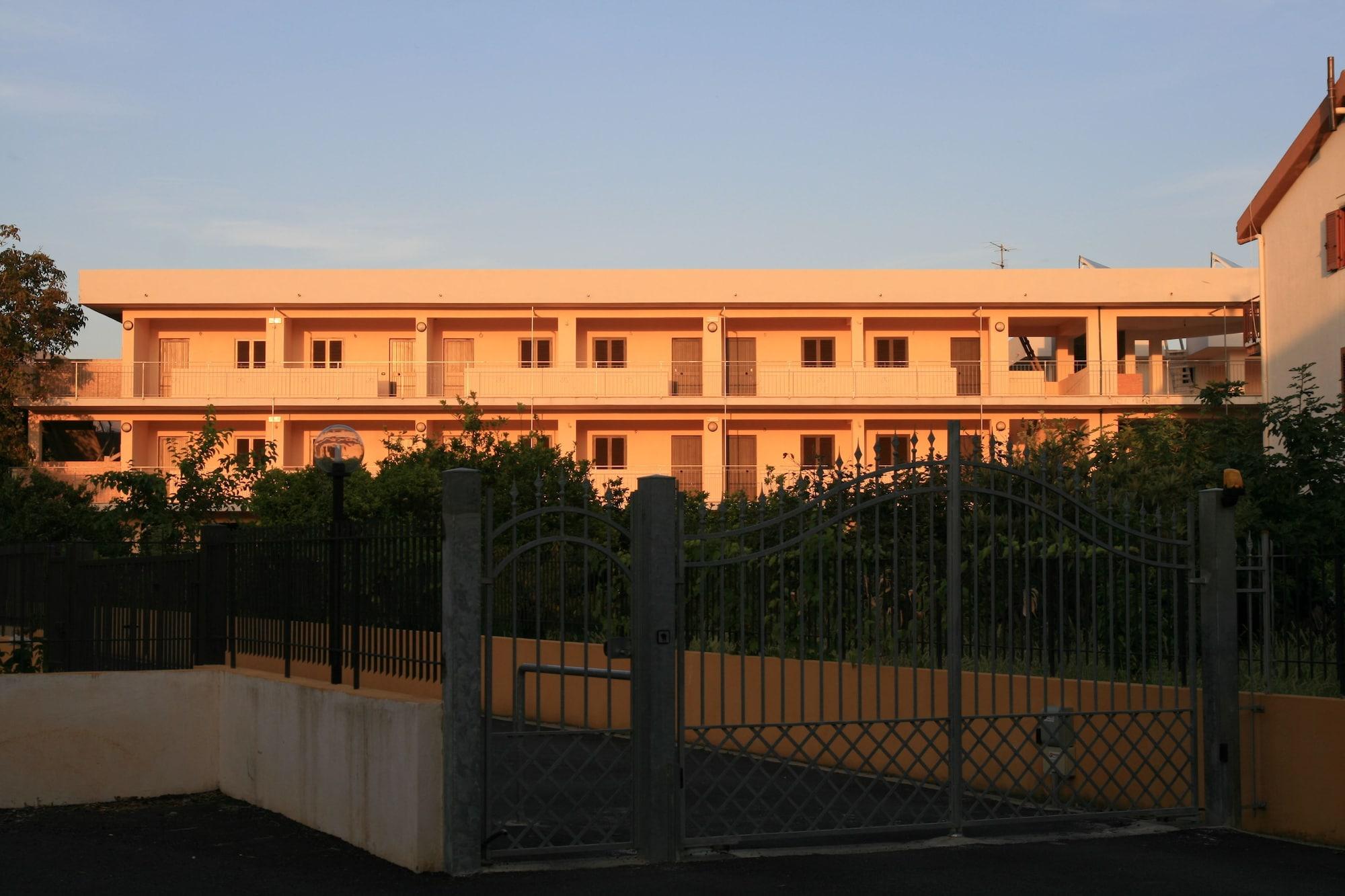 Vista Exterior Hotel Residence Turium