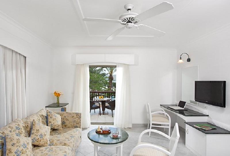 Vista Lobby Divan Bodrum