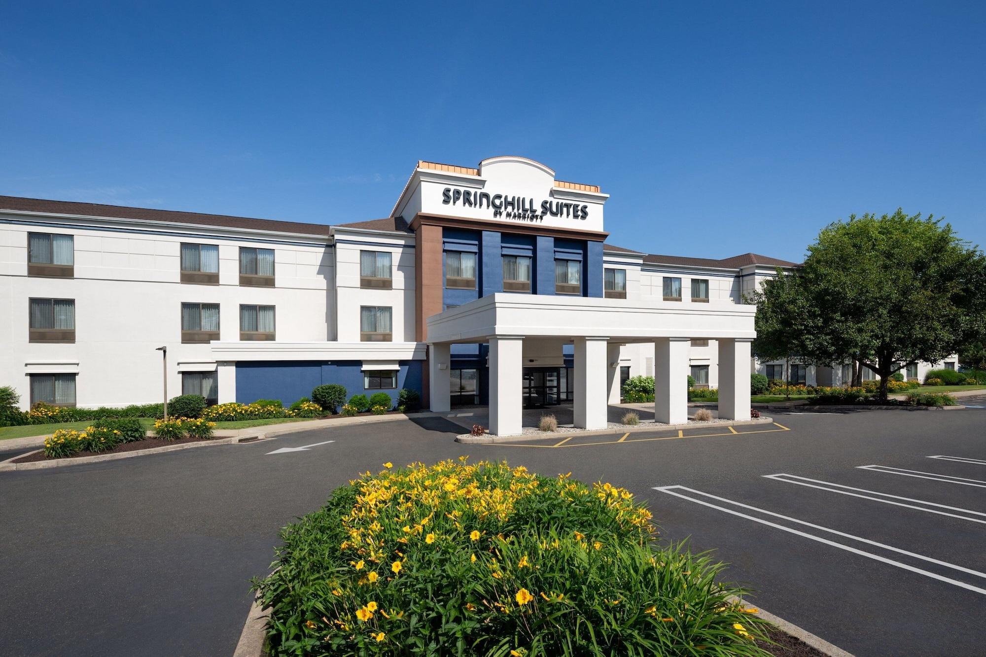 Vista Exterior Springhill Suites Milford