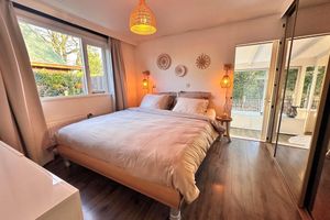 Alquiler Vacacional - De Veluwse Eekhoorn, Cosy Forest Retreat with Private Hot Tub & Veranda