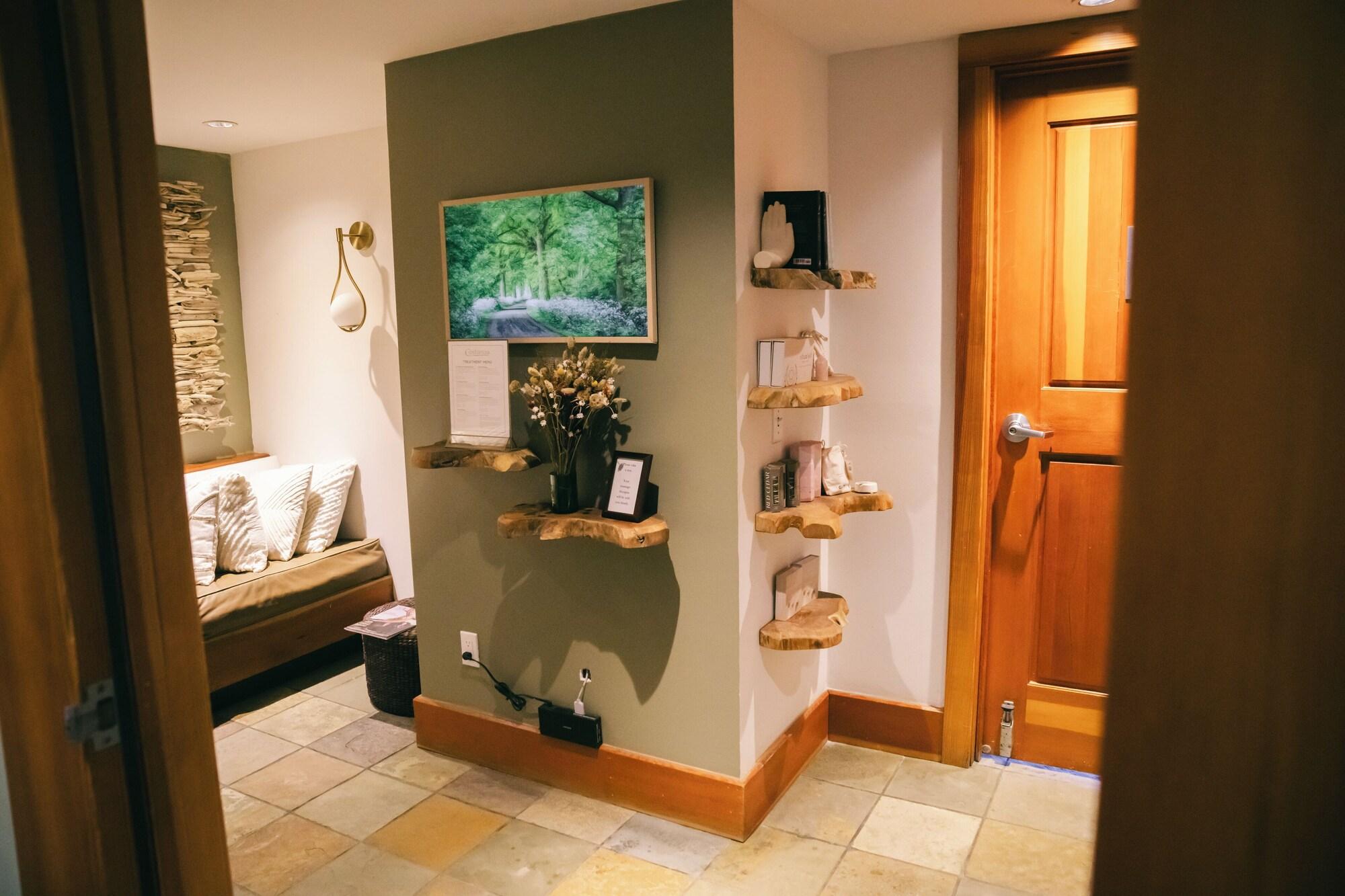 Spa Costanoa Lodge and Camp