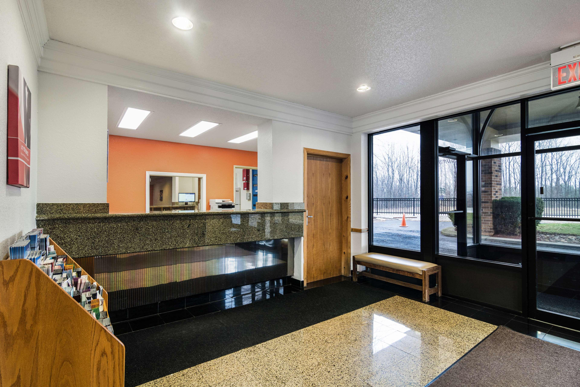 Vista Lobby Motel 6 Libertyville, IL