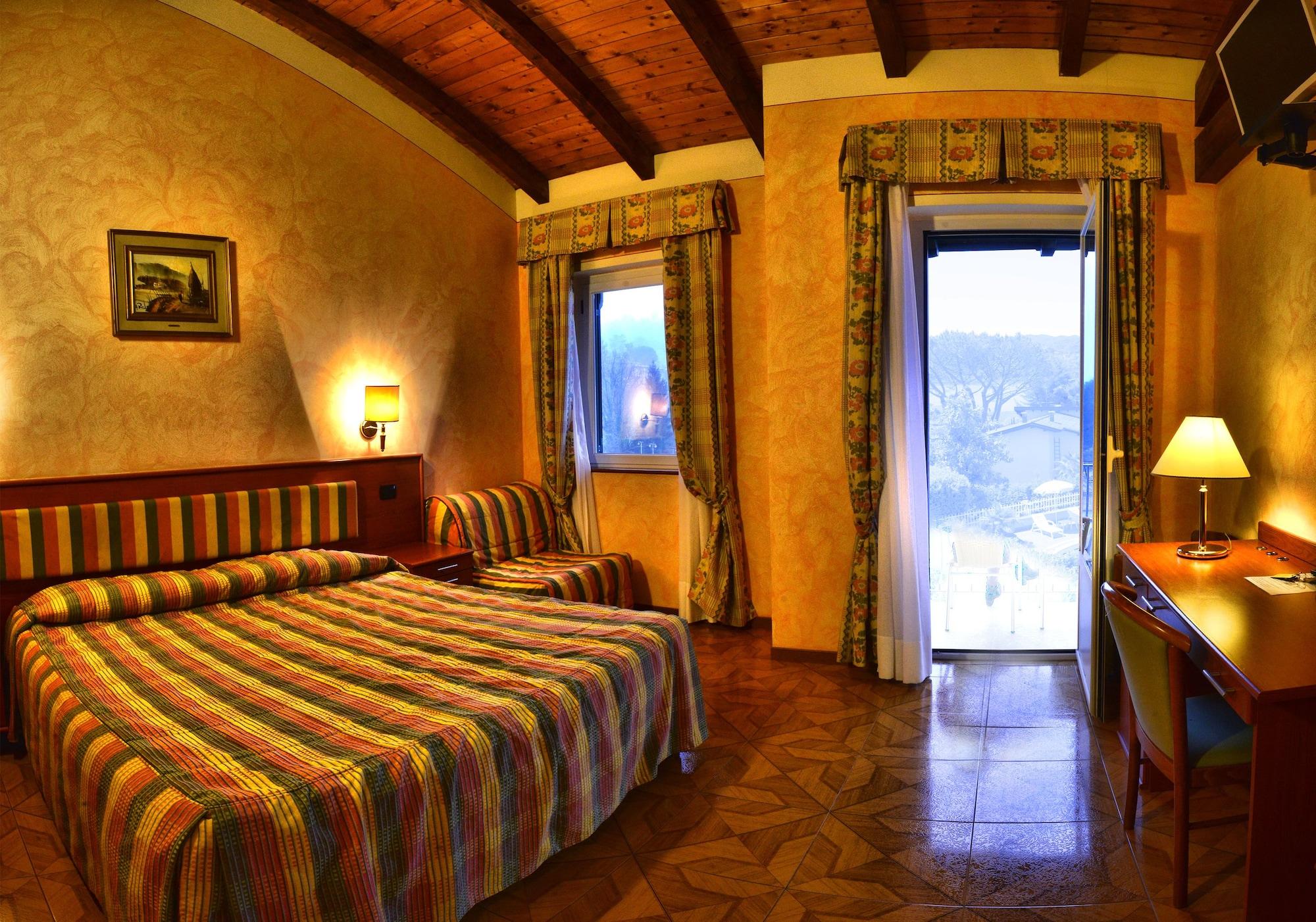 Habitación Hotel La Bussola