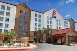 Alojamiento - Red Roof Inn PLUS+ San Antonio Downtown - Riverwalk