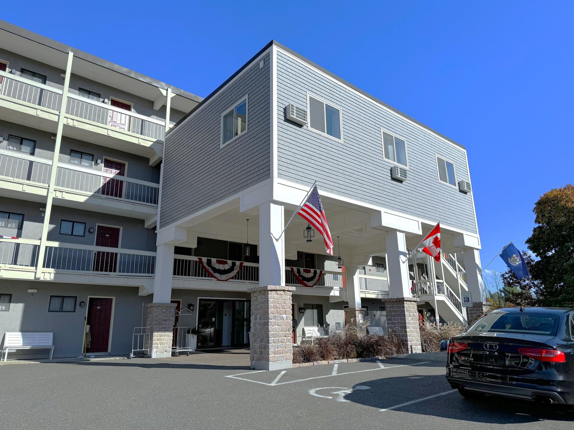 Vista Exterior Atlantic Eyrie Lodge