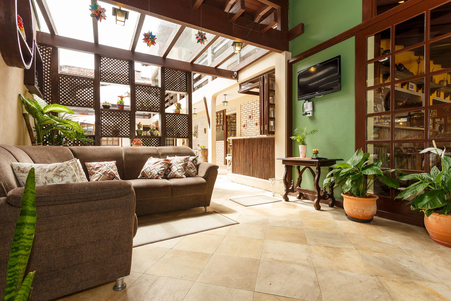 Vista Lobby Mon Chateau