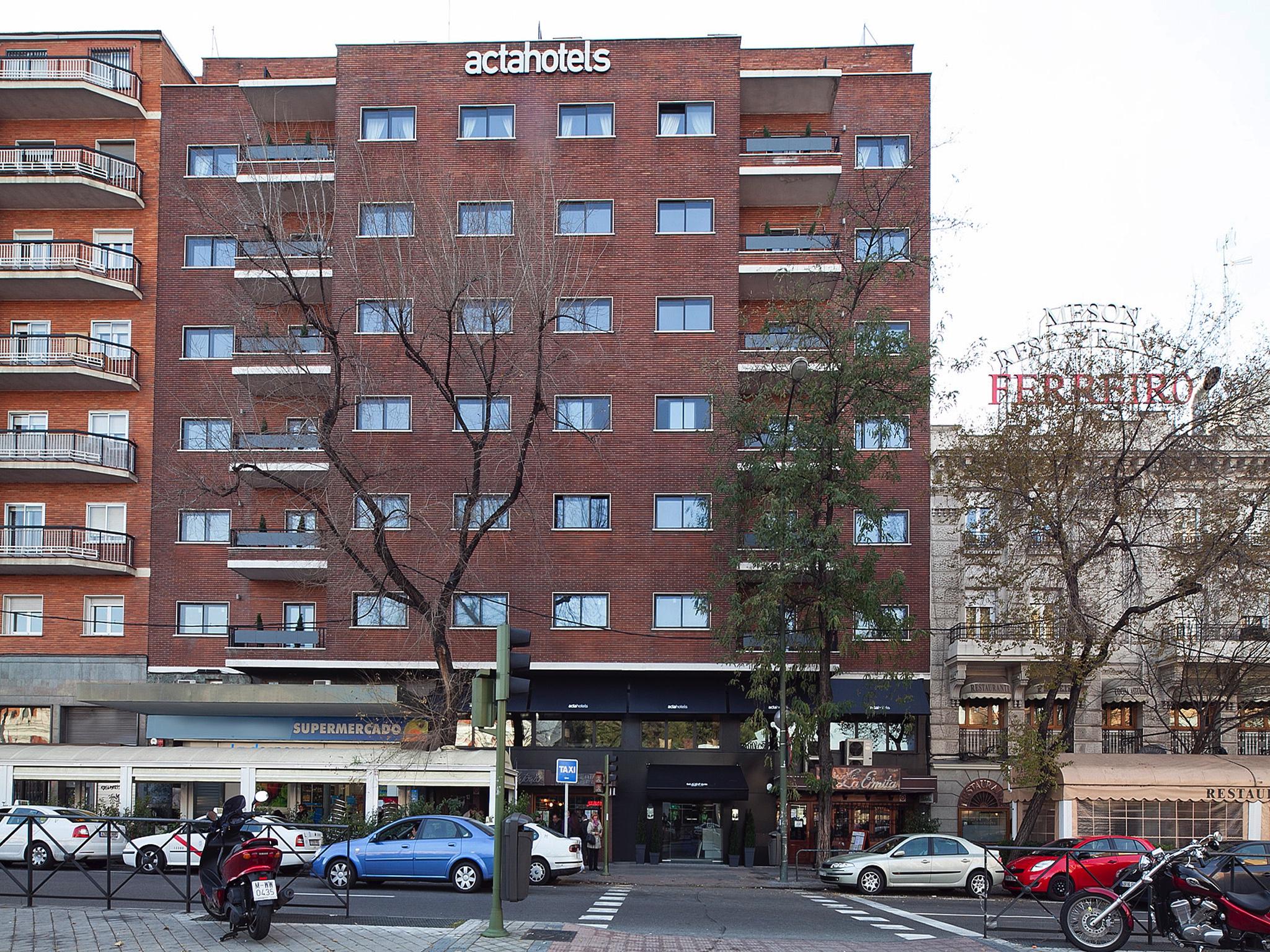 Vista Exterior Acta Madfor