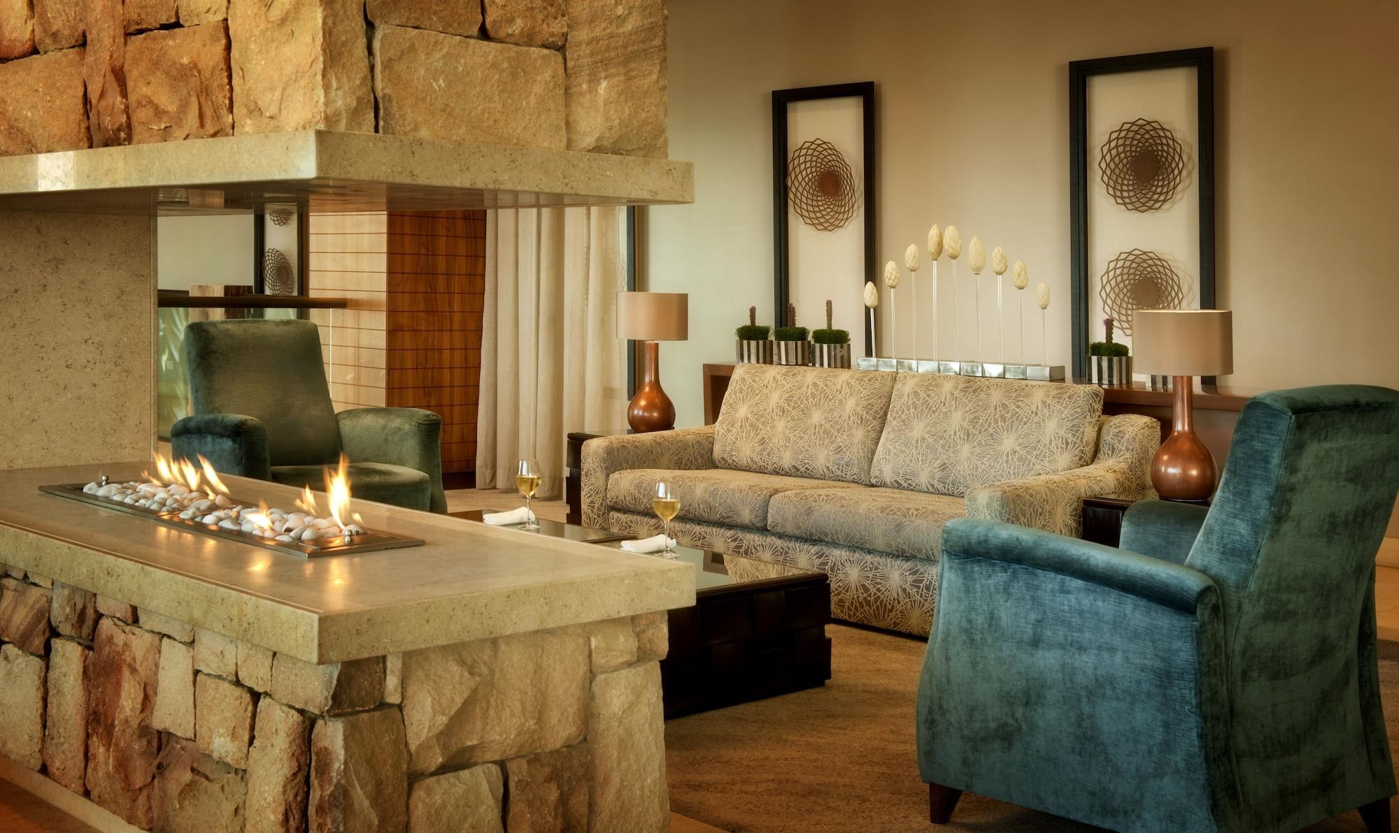 Vista Lobby Oubaai Hotel Golf & Spa