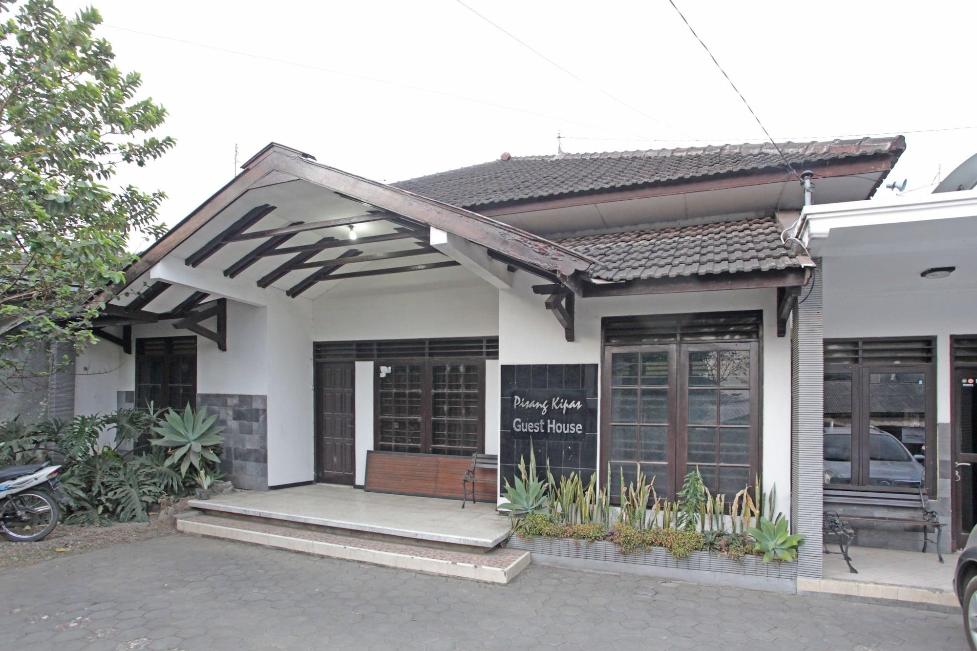 Varios RedDoorz @ Soekarno Hatta 2