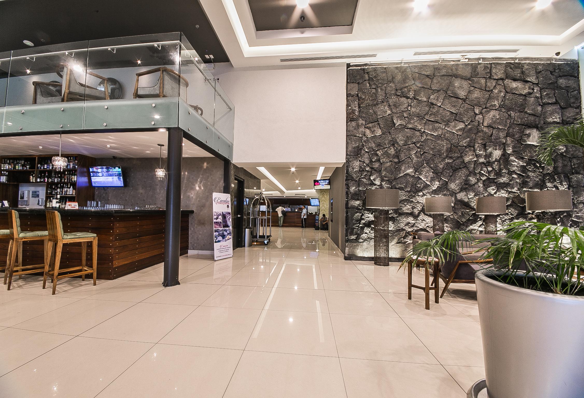 Vista Lobby Four Points by Sheraton Veracruz
