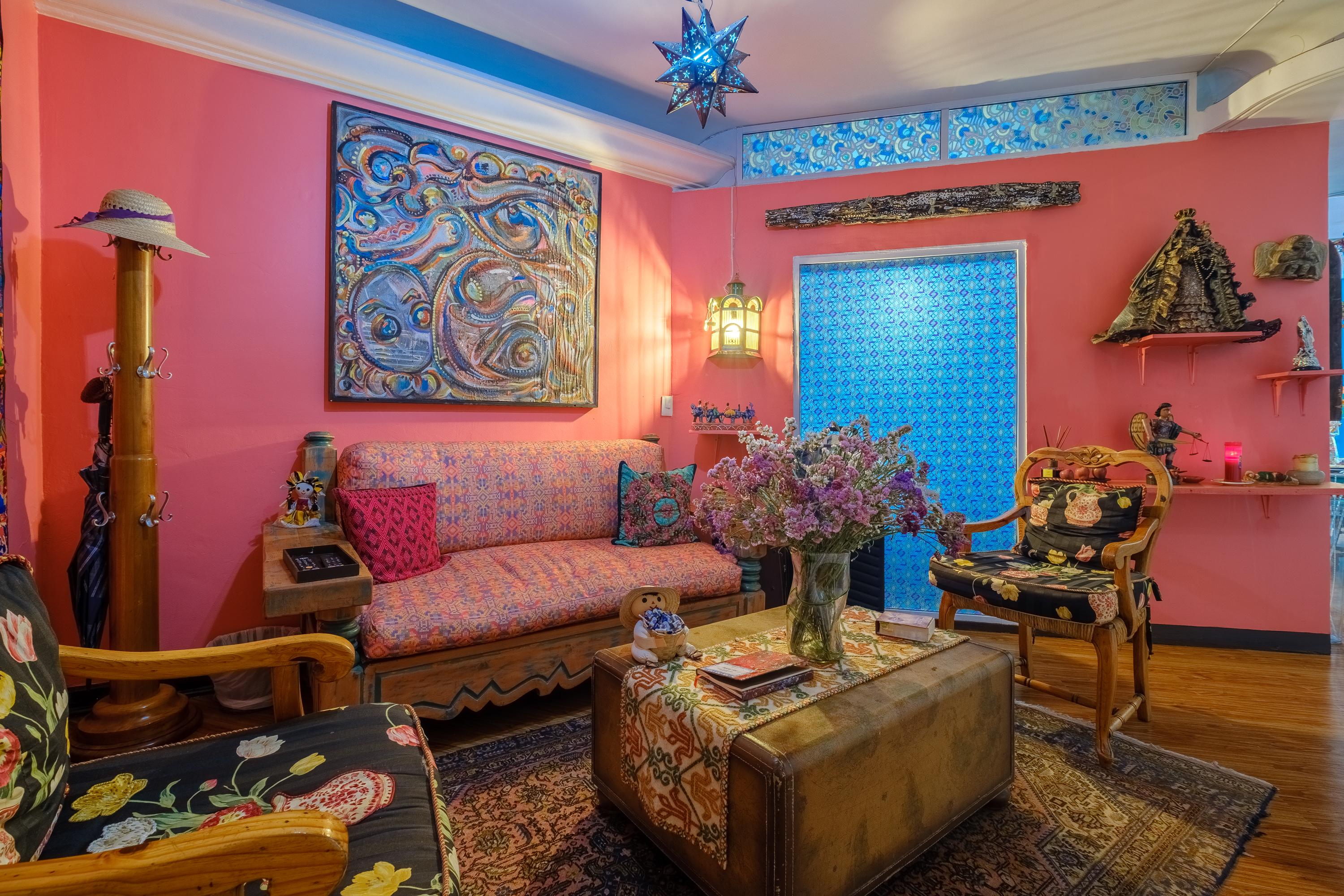 Vista Lobby CASA ITZAE B&B dog friendly