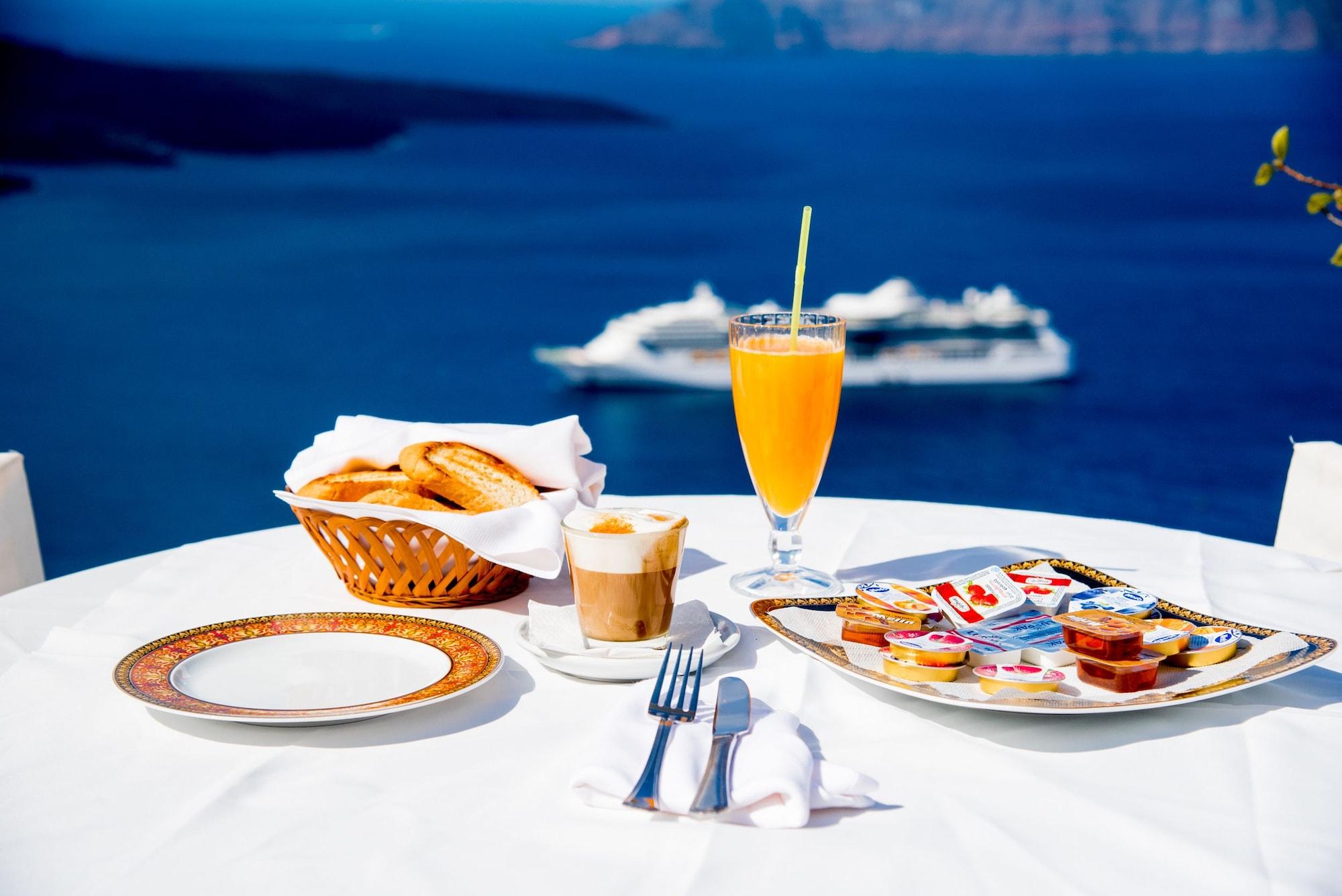 Restaurant Kratiras View Luxury Suites