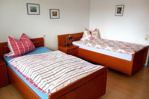 Alquiler Vacacional - For companies only! Comfortable apartment for fitters near Gießen with own entrance.