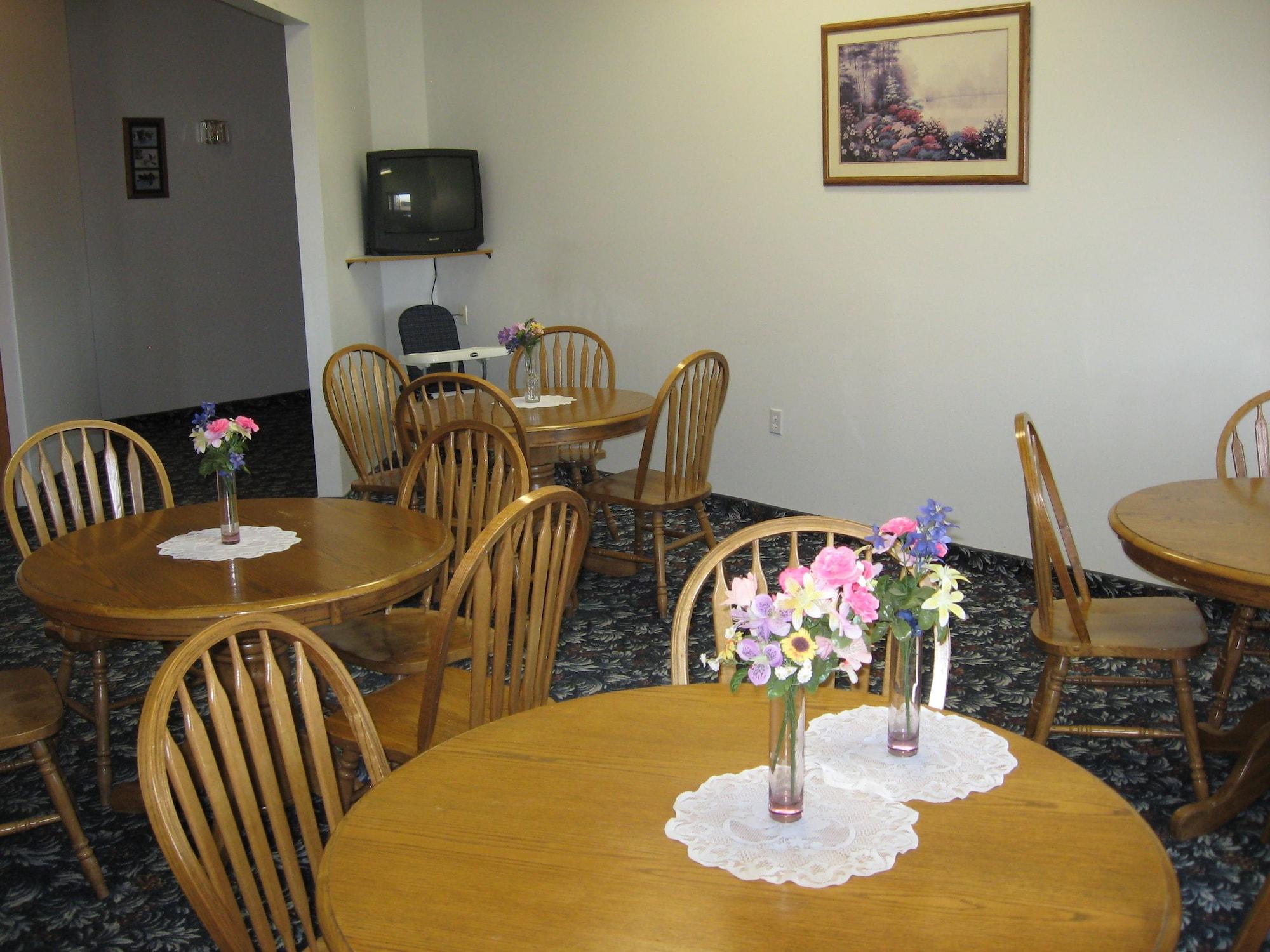 Restaurant Glacier Gateway Plaza