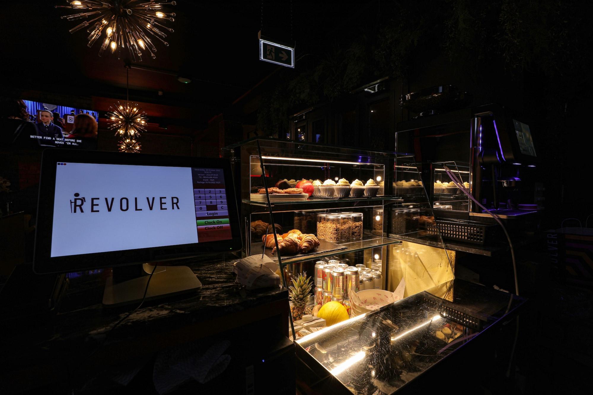 Restaurant Revolver - Hostel