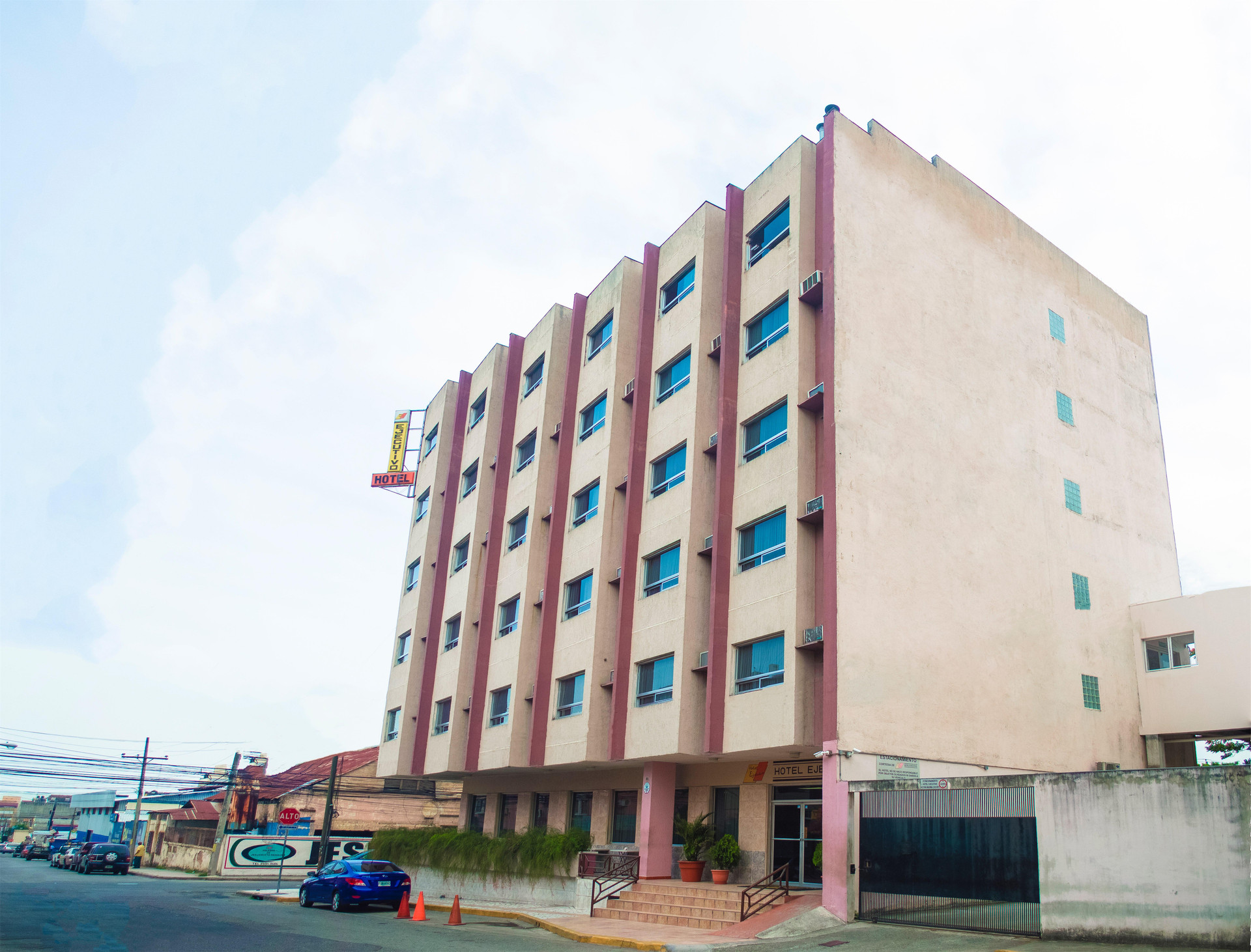 Vista Exterior Hotel Ejecutivo