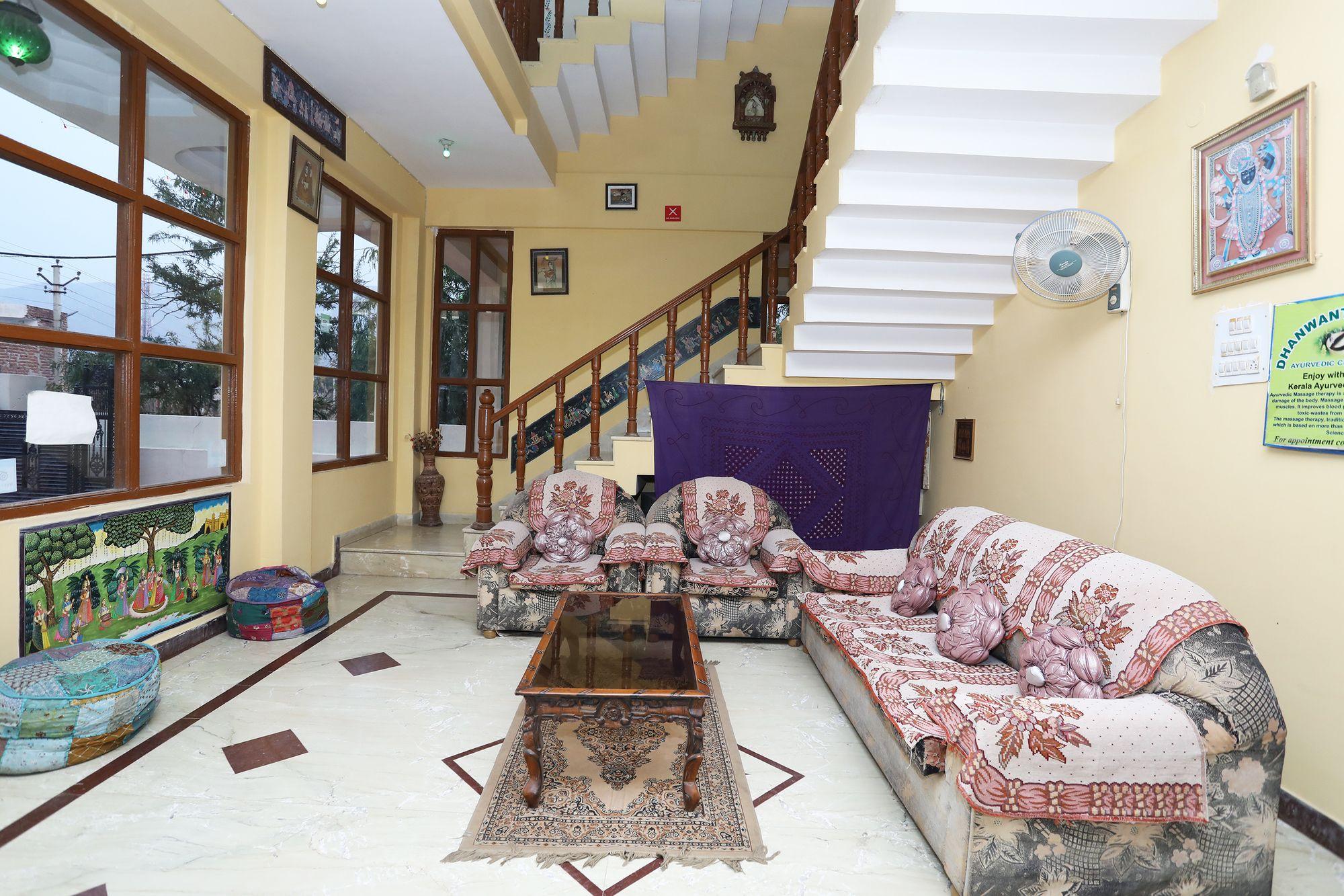 Vista Lobby OYO 10245 Hotel Ratan Haveli