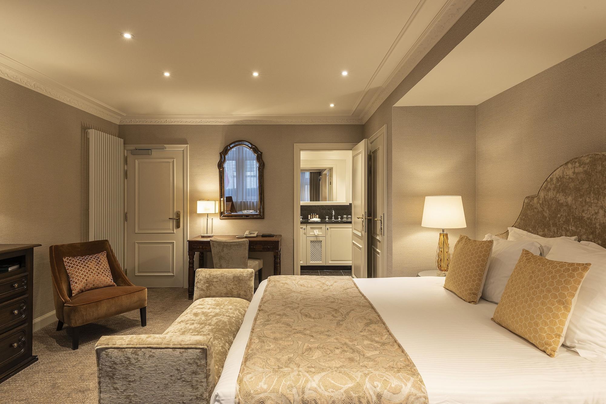 Varios Dukes’ Palace Residence – by Dukes’ Hotel Collection