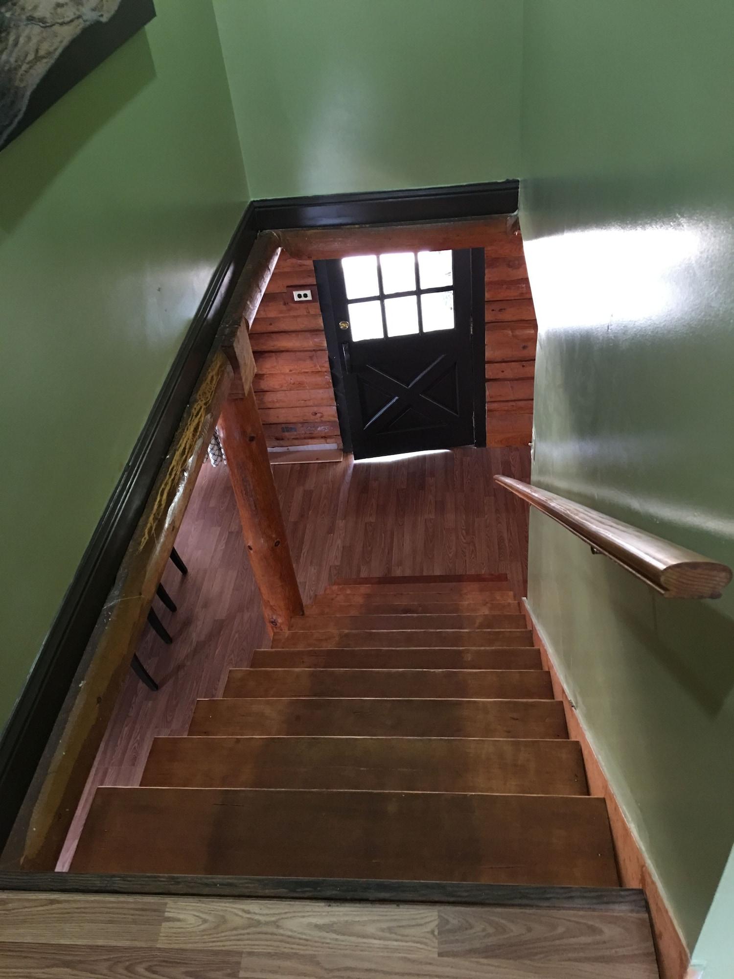 Varios Mountain Trail Lodge & Vacation Rentals