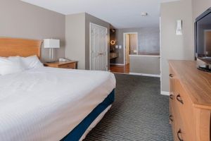 Alojamiento - Pres Week- Bentley Brook Resort - Your Peak Winter Escape