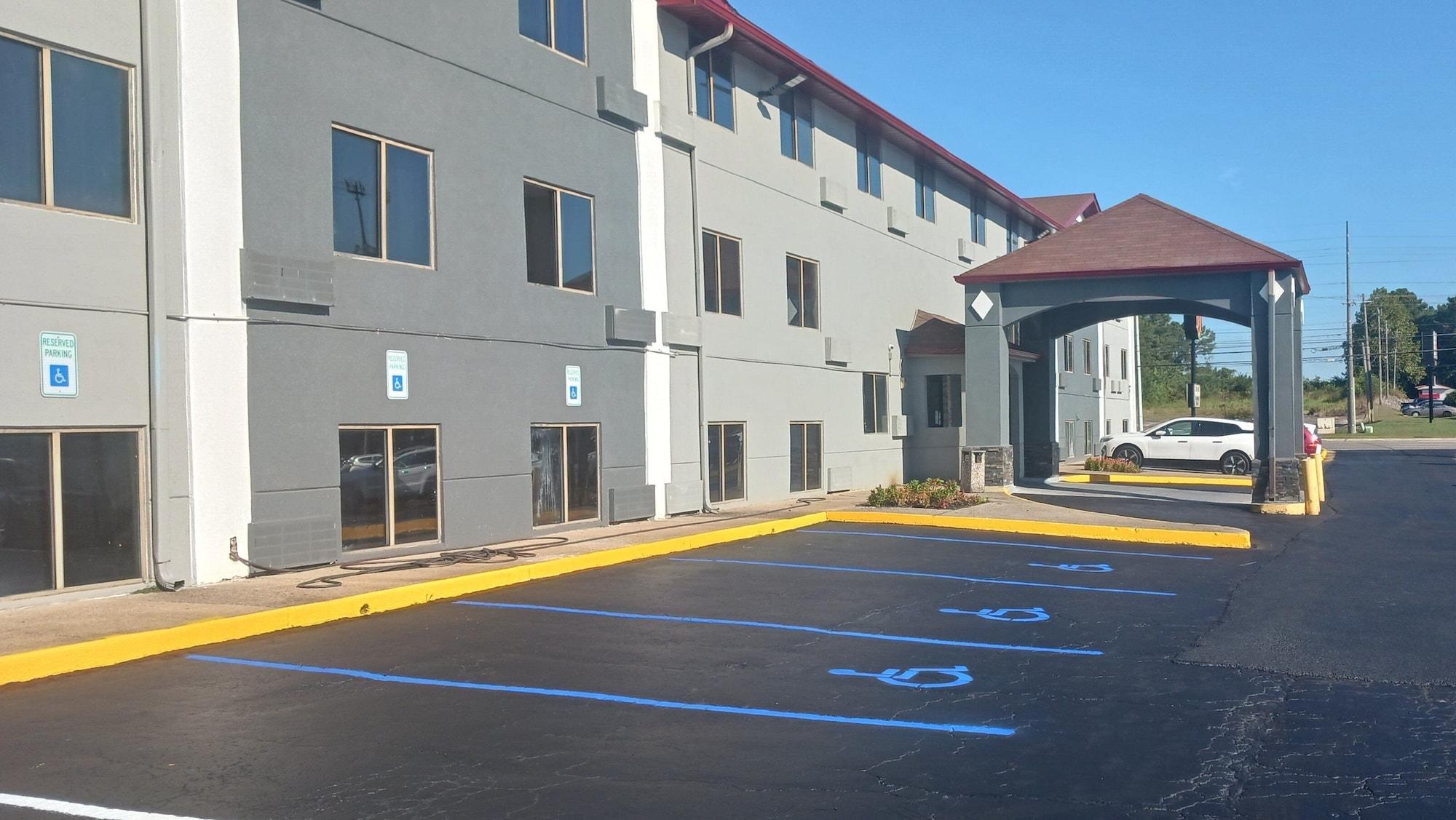 Vista Exterior Red Roof Inn Huntsville, AL