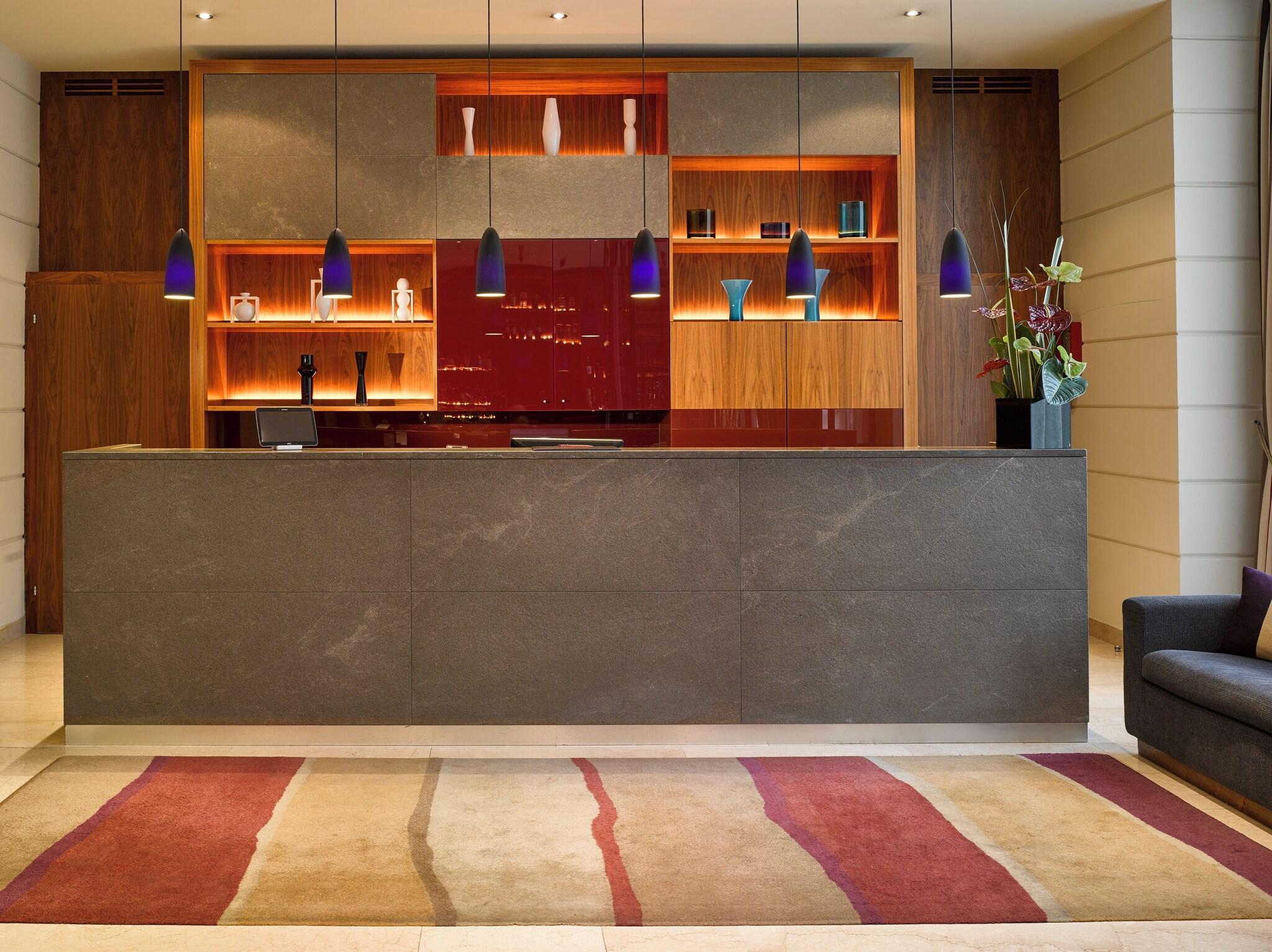 Vista Lobby K+K Palais Hotel