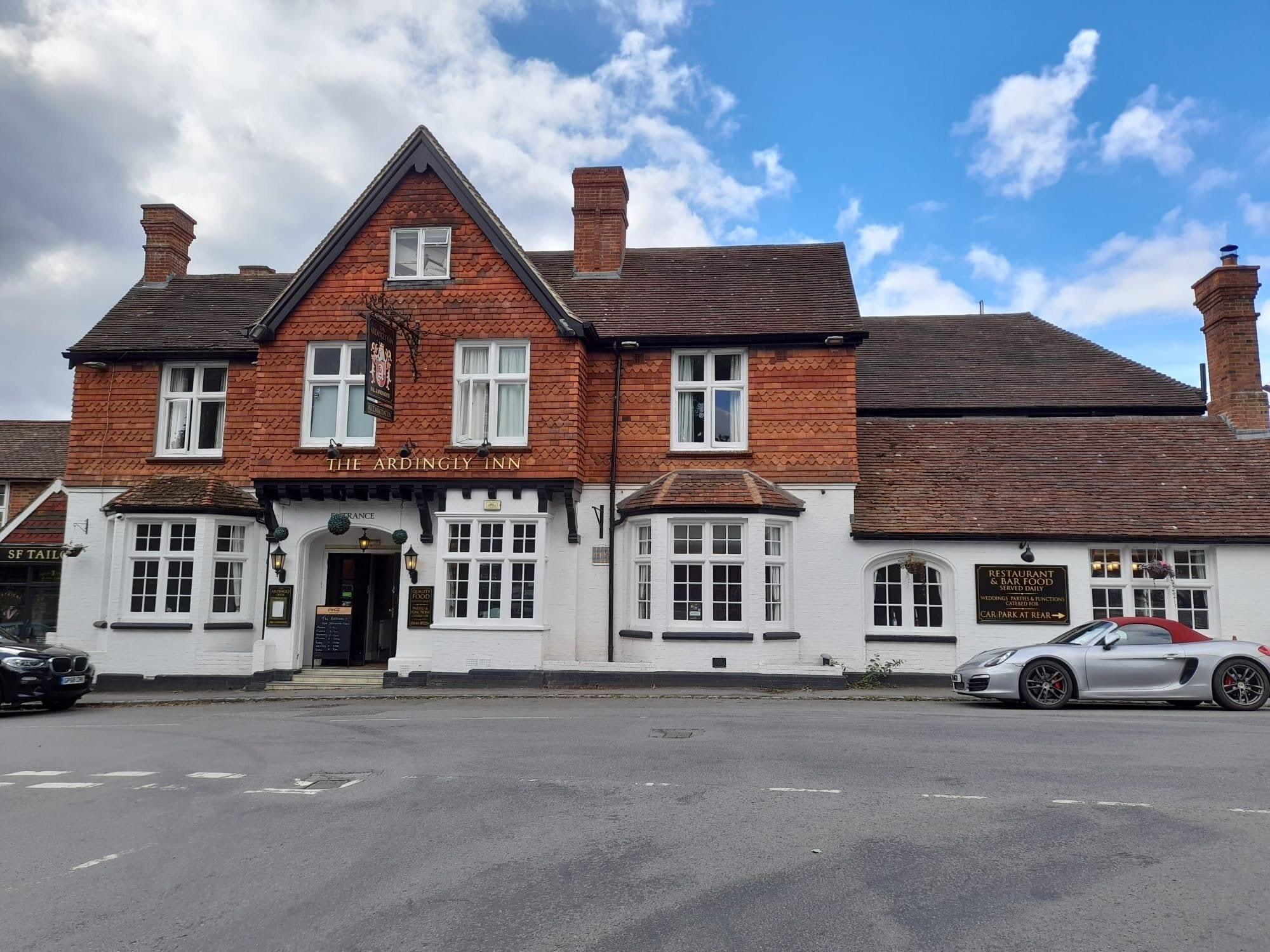 Vista Exterior The Ardingly Inn