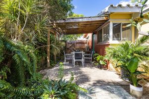 Vacation Rental - Lovely Studio With Great Location Free Parking