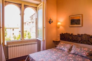 Alquiler Vacacional - Renovated manor with private garden, private pool and air conditioning