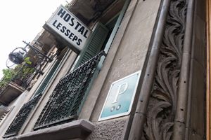Alojamiento - Hostal Lesseps
