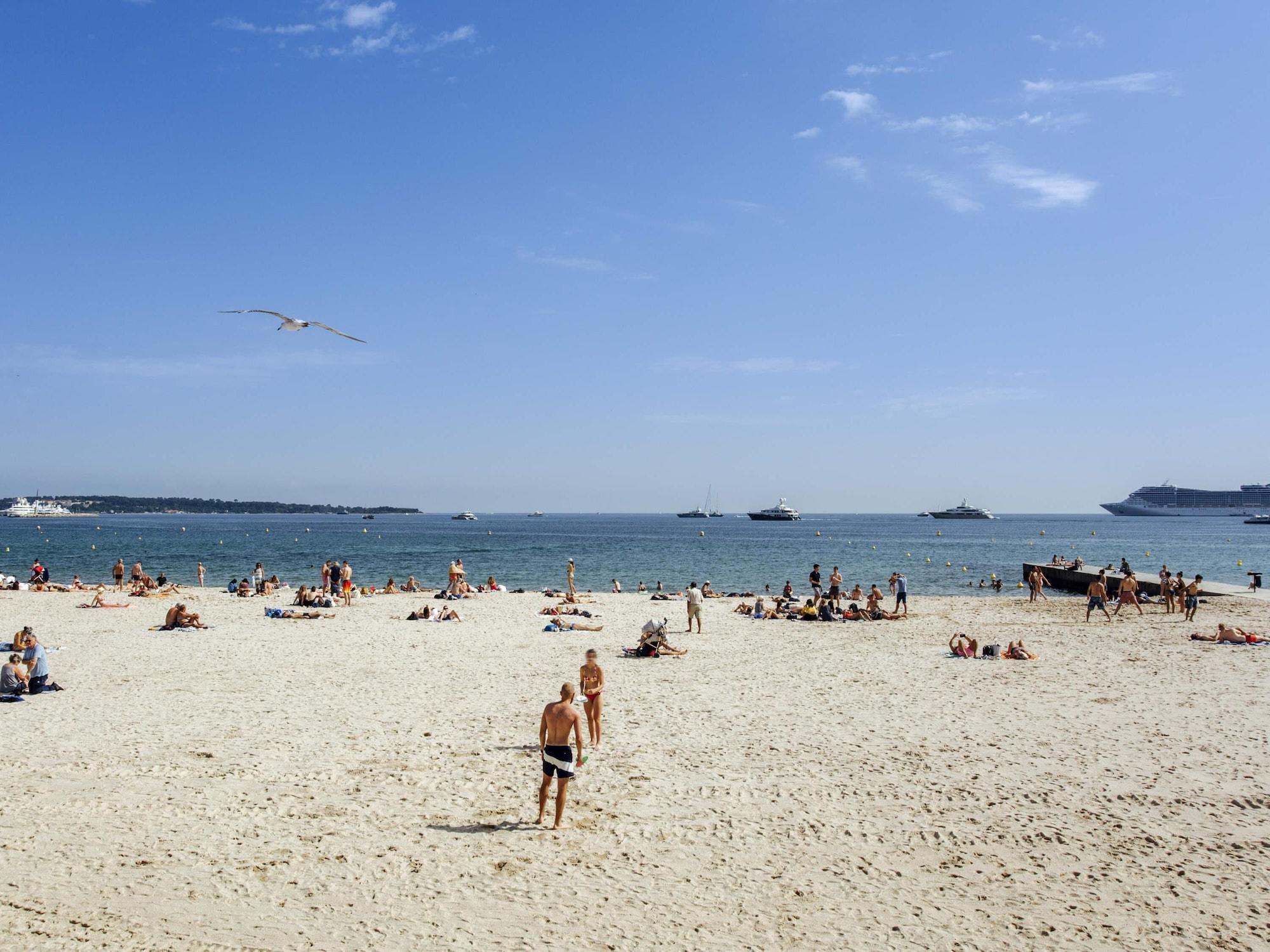 Varios ibis budget Cannes centre ville